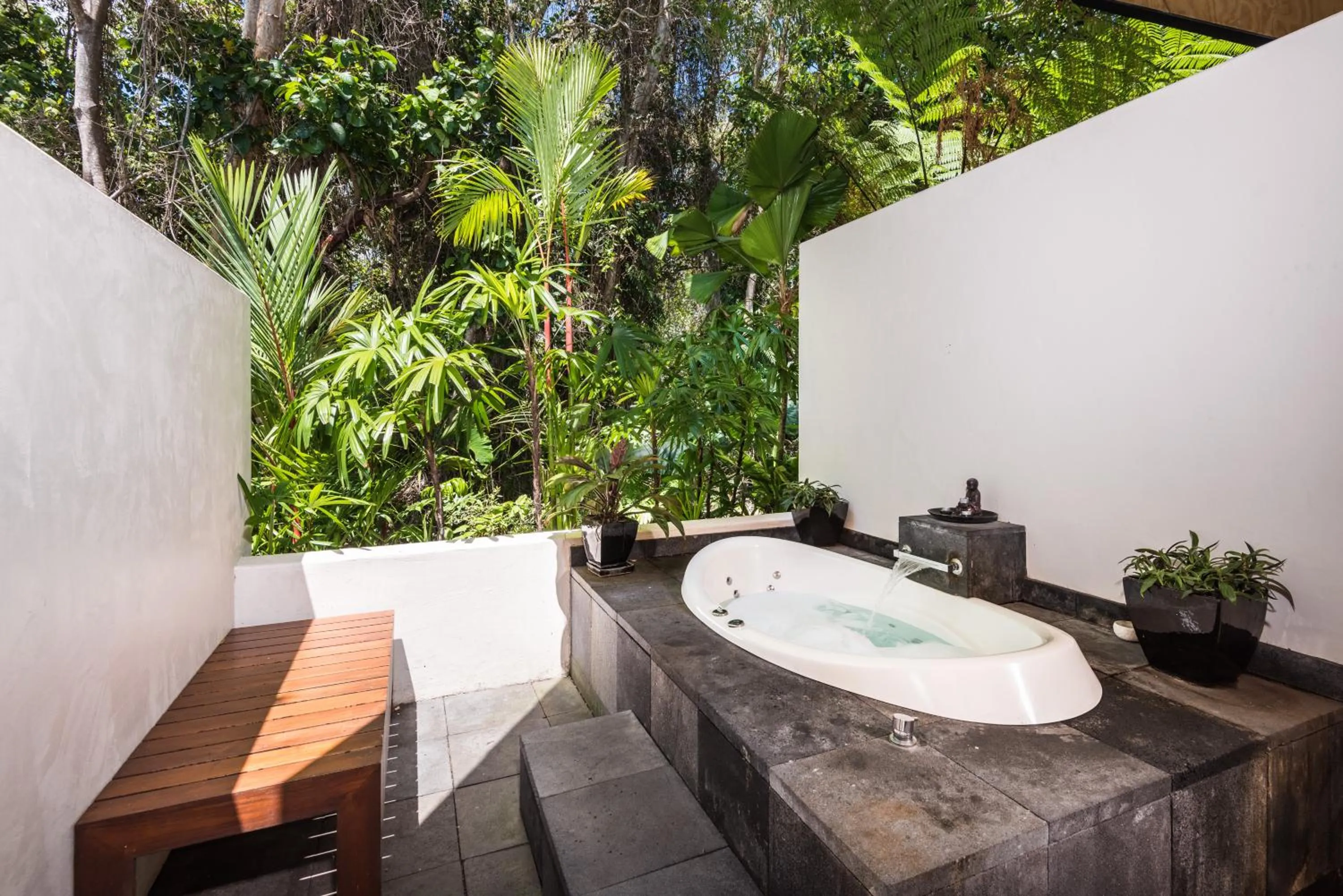 Hot Tub in Niramaya Villas and Spa