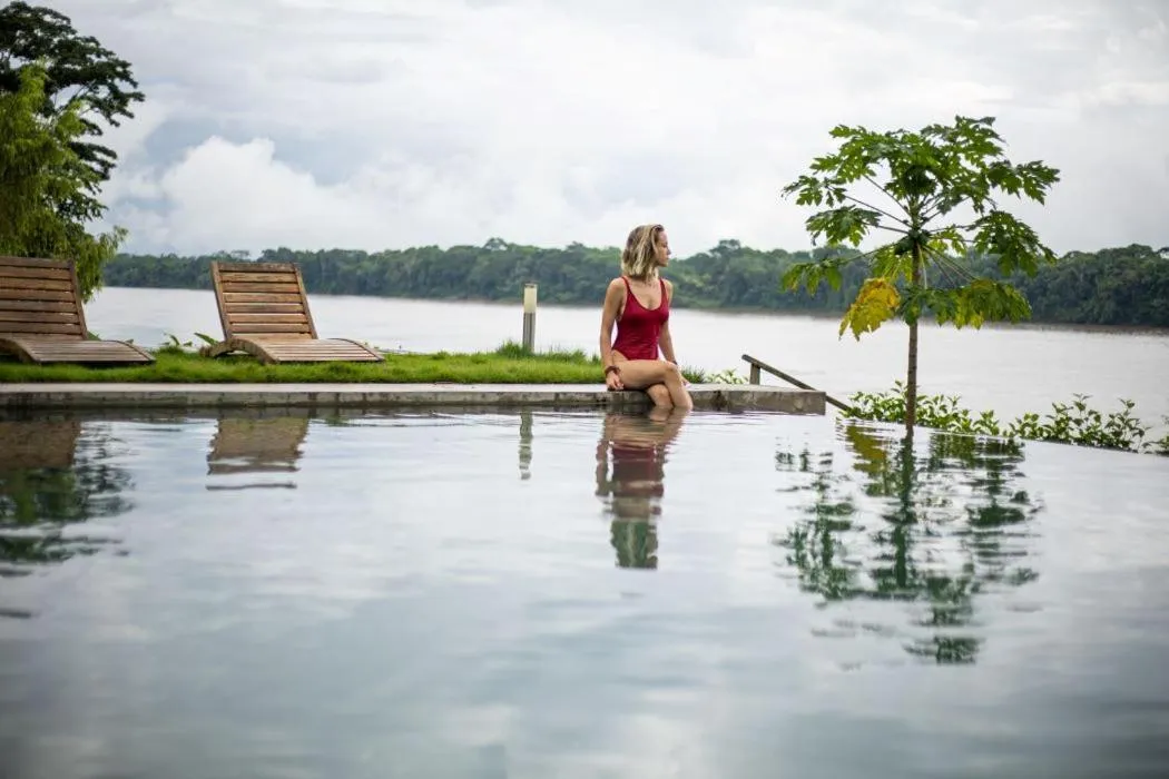 Swimming pool in Enai