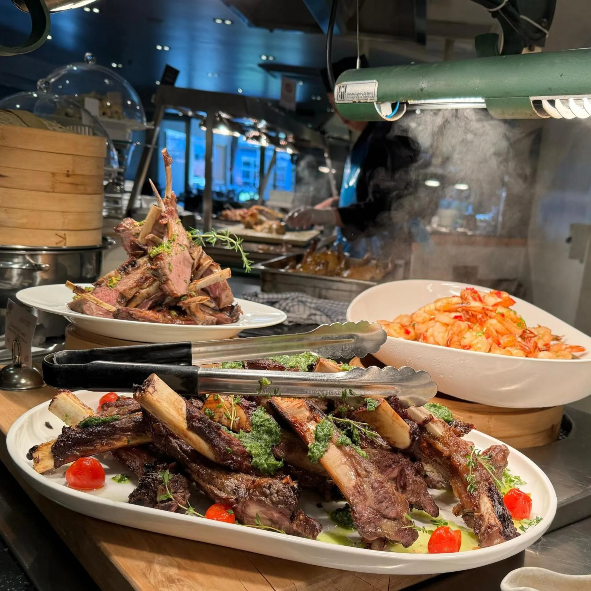 Restaurant/places to eat in The Garden Hotel