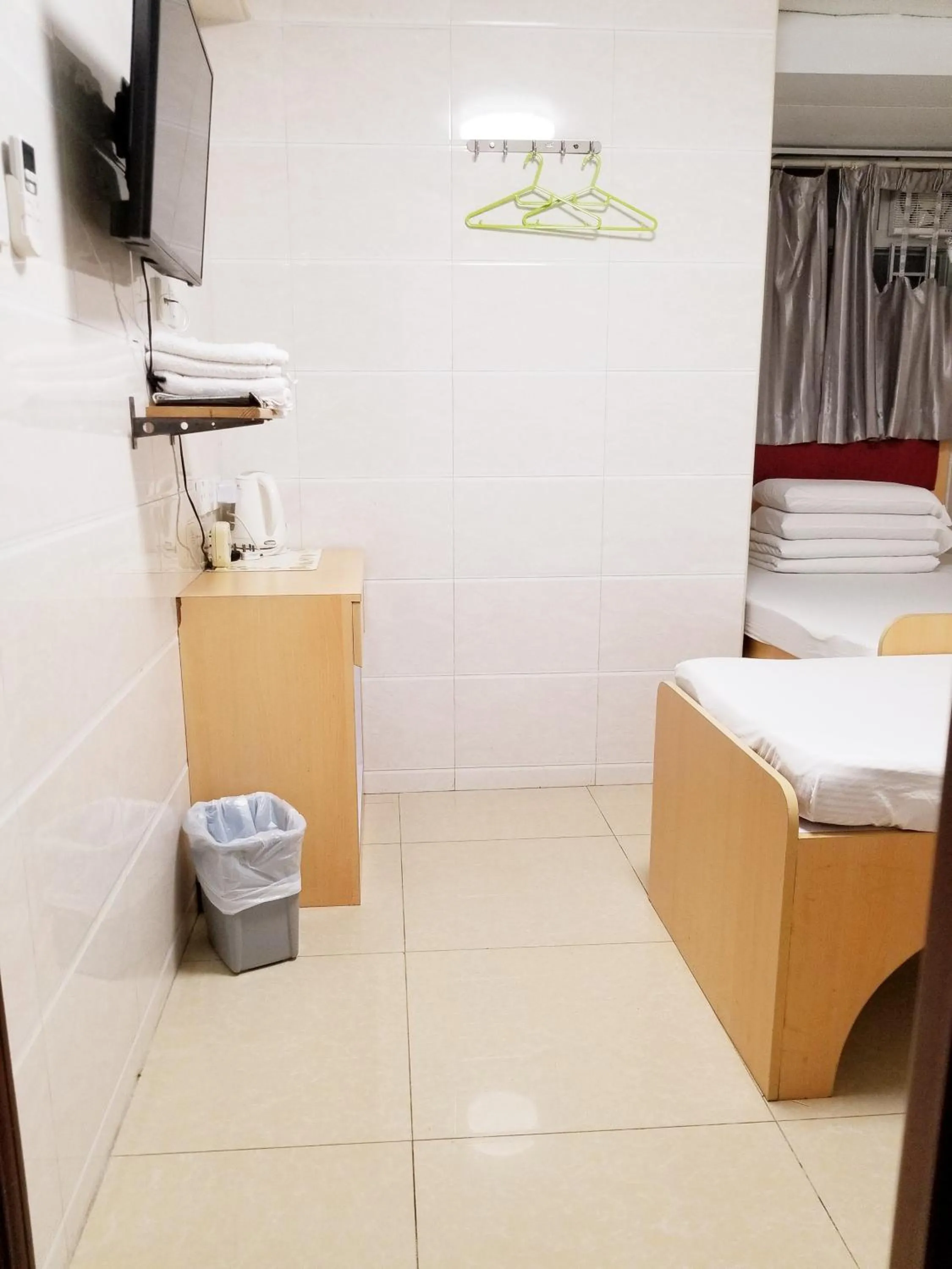 bunk bed, Bed in Asia Travel House