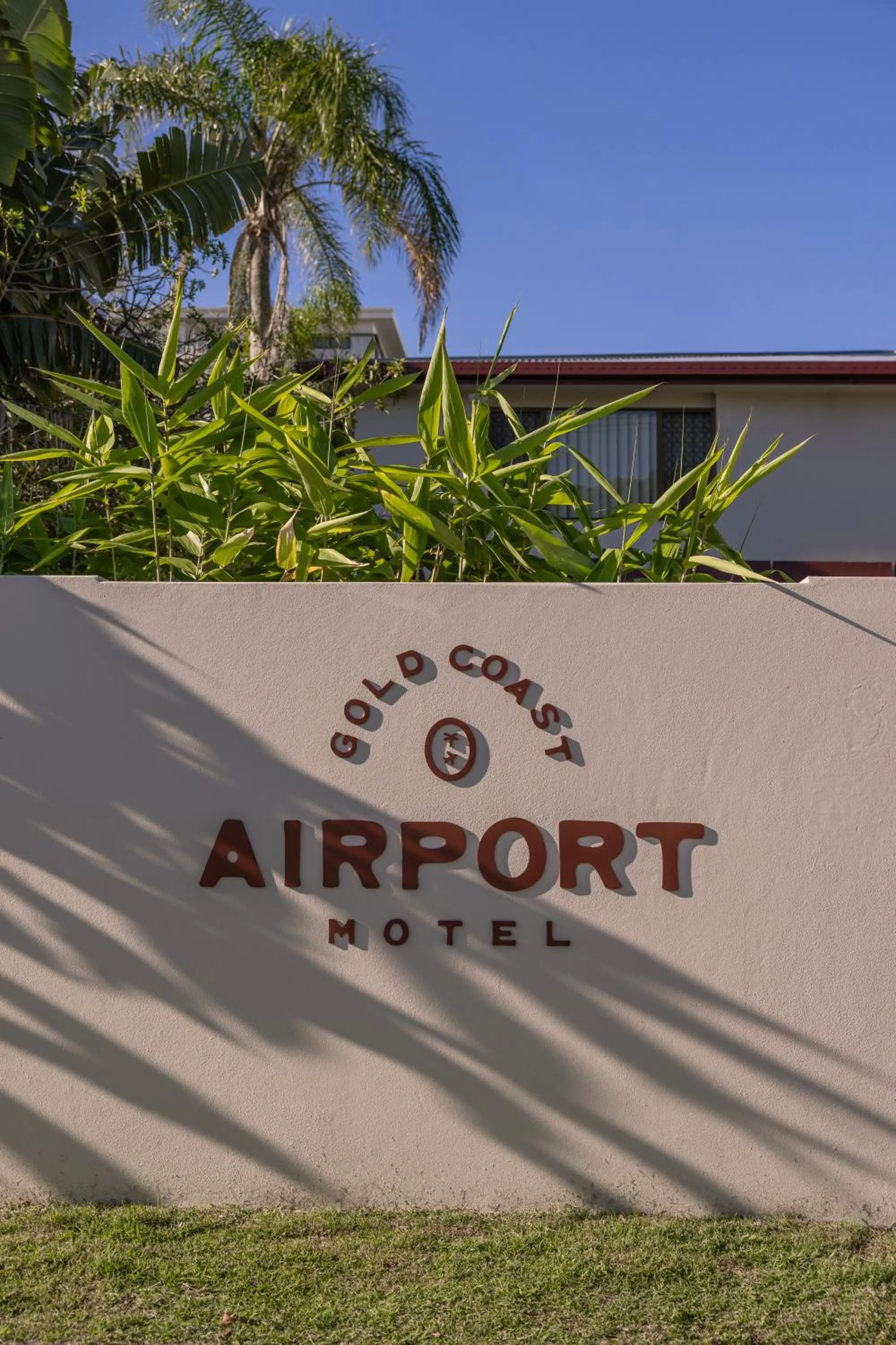 Gold Coast Airport Motel - Only 300 Meters To Airport Terminal