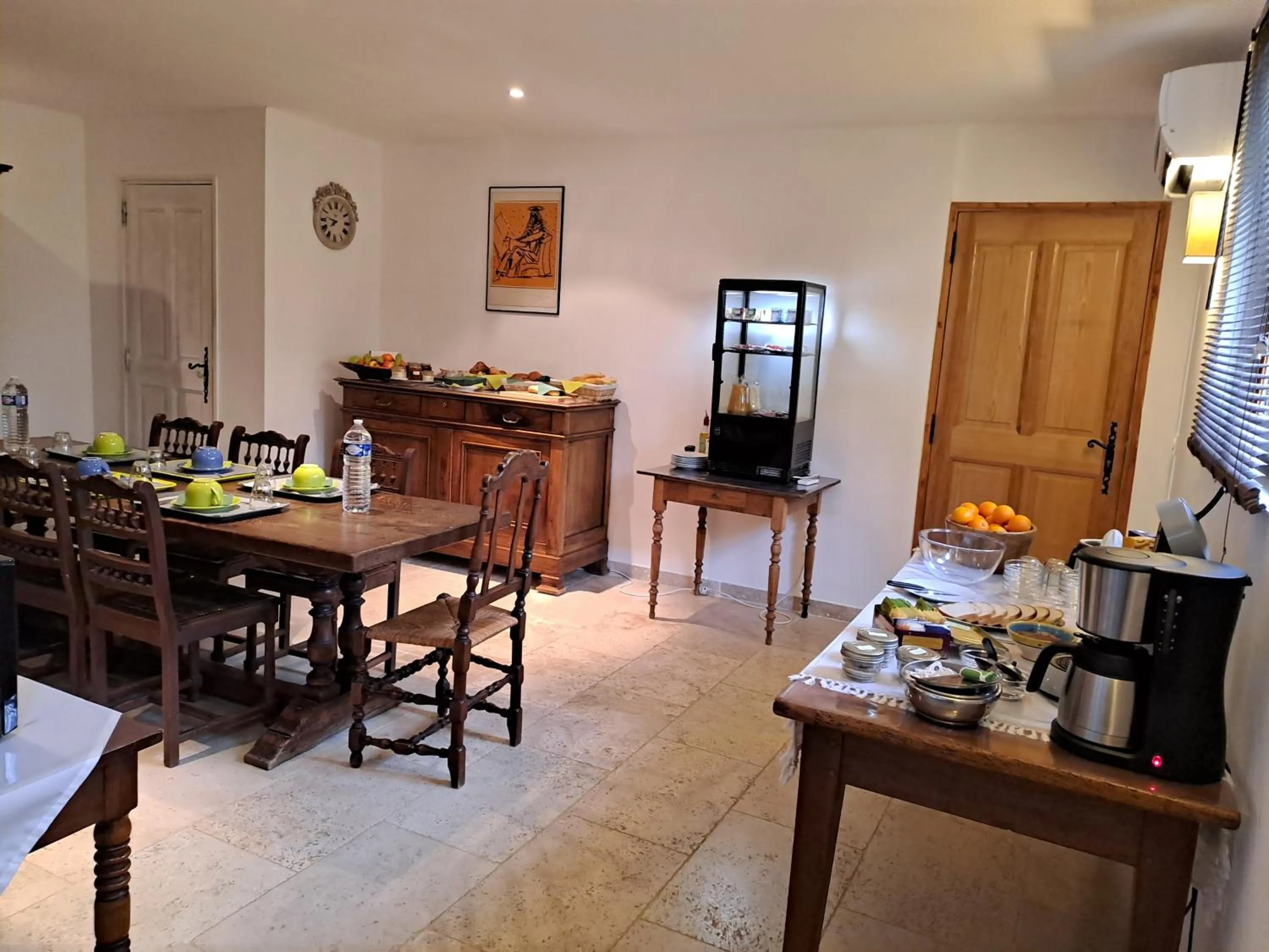 Breakfast in La Bastide de l'Oliveraie