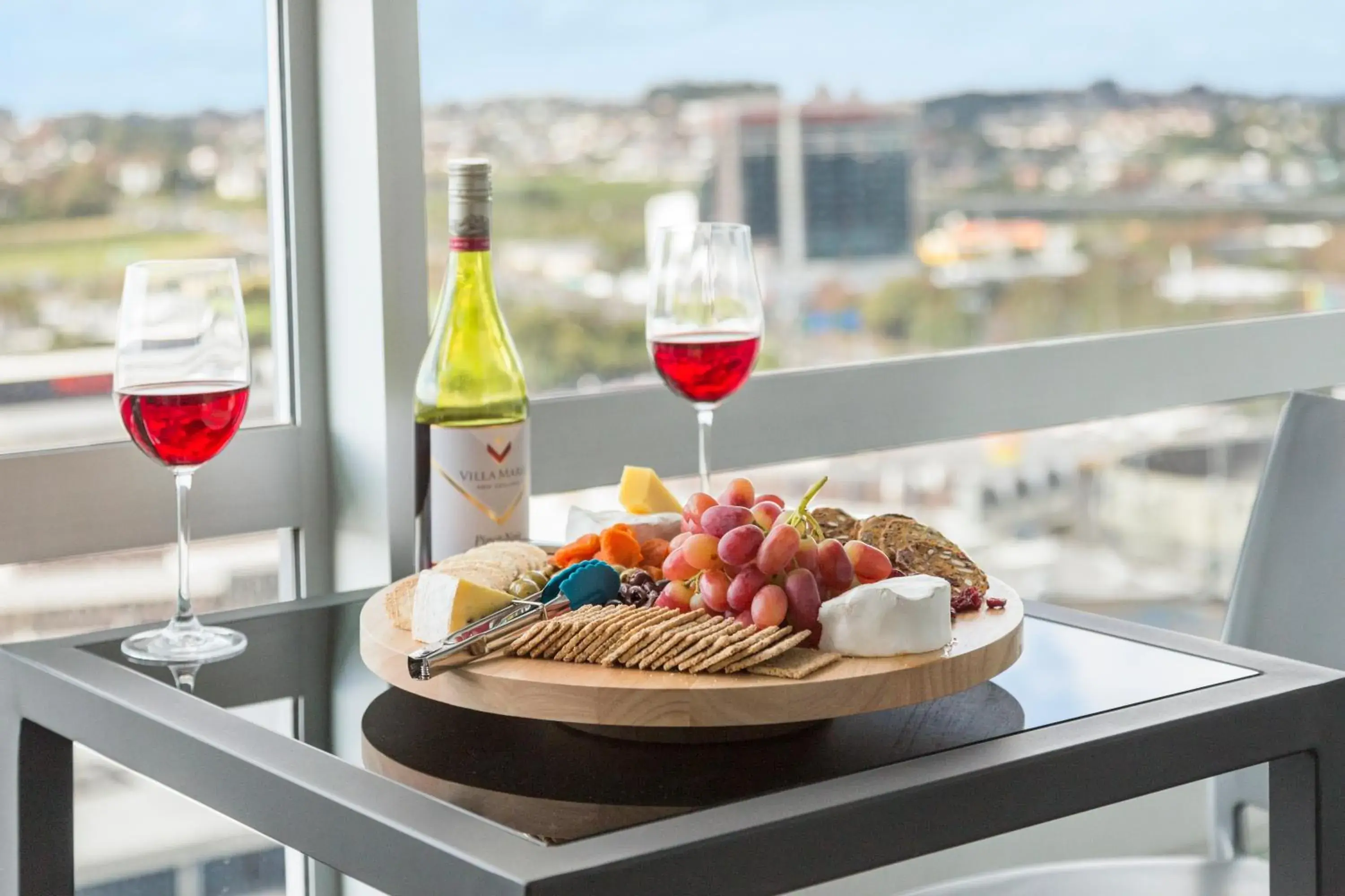 Food and drinks in Proximity Apartments Manukau / Auckland Airport Food and drinks in Proximity Apartments Manukau / Auckland Airport