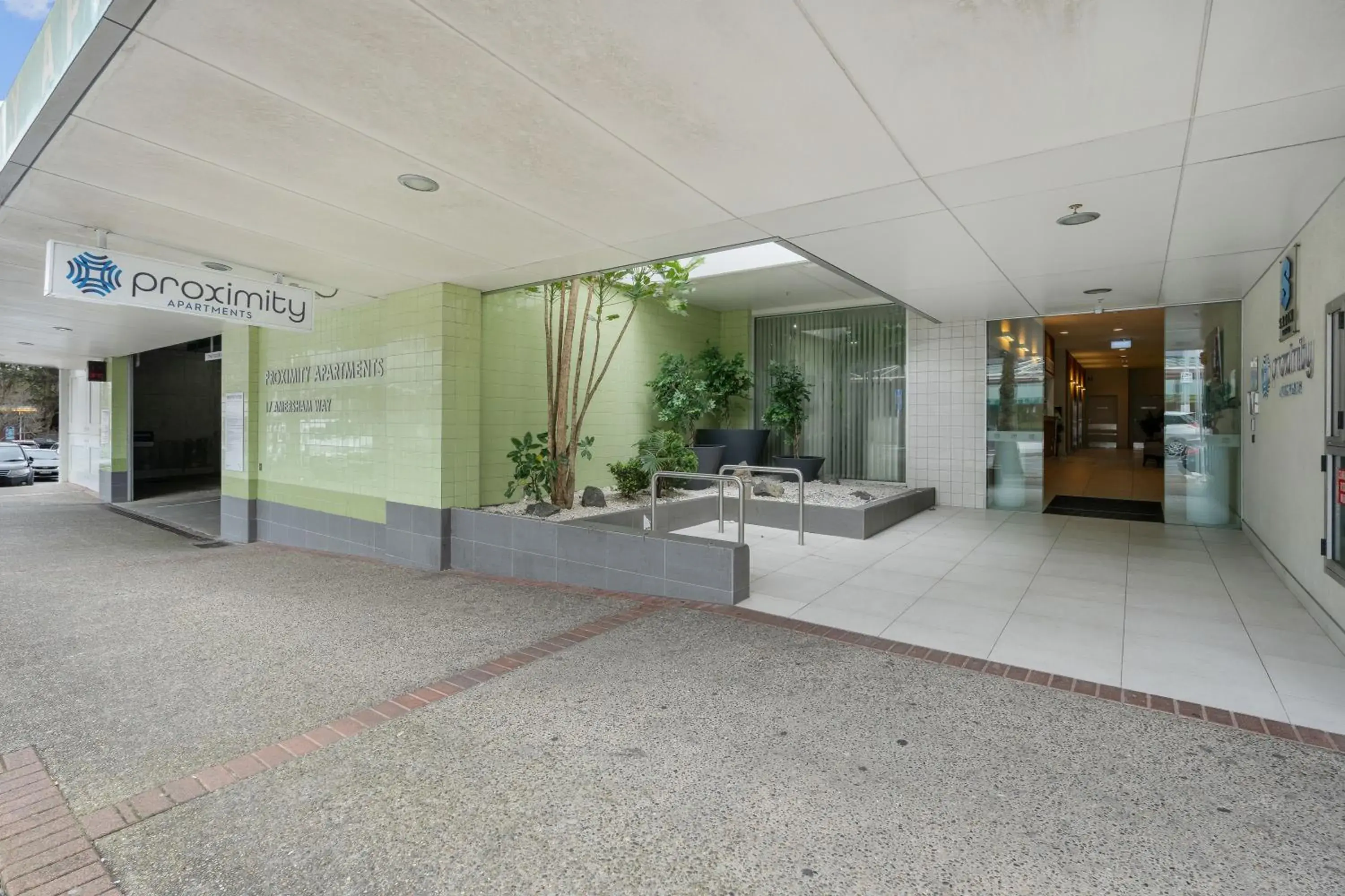Property building in Proximity Apartments Manukau / Auckland Airport Property building in Proximity Apartments Manukau / Auckland Airport