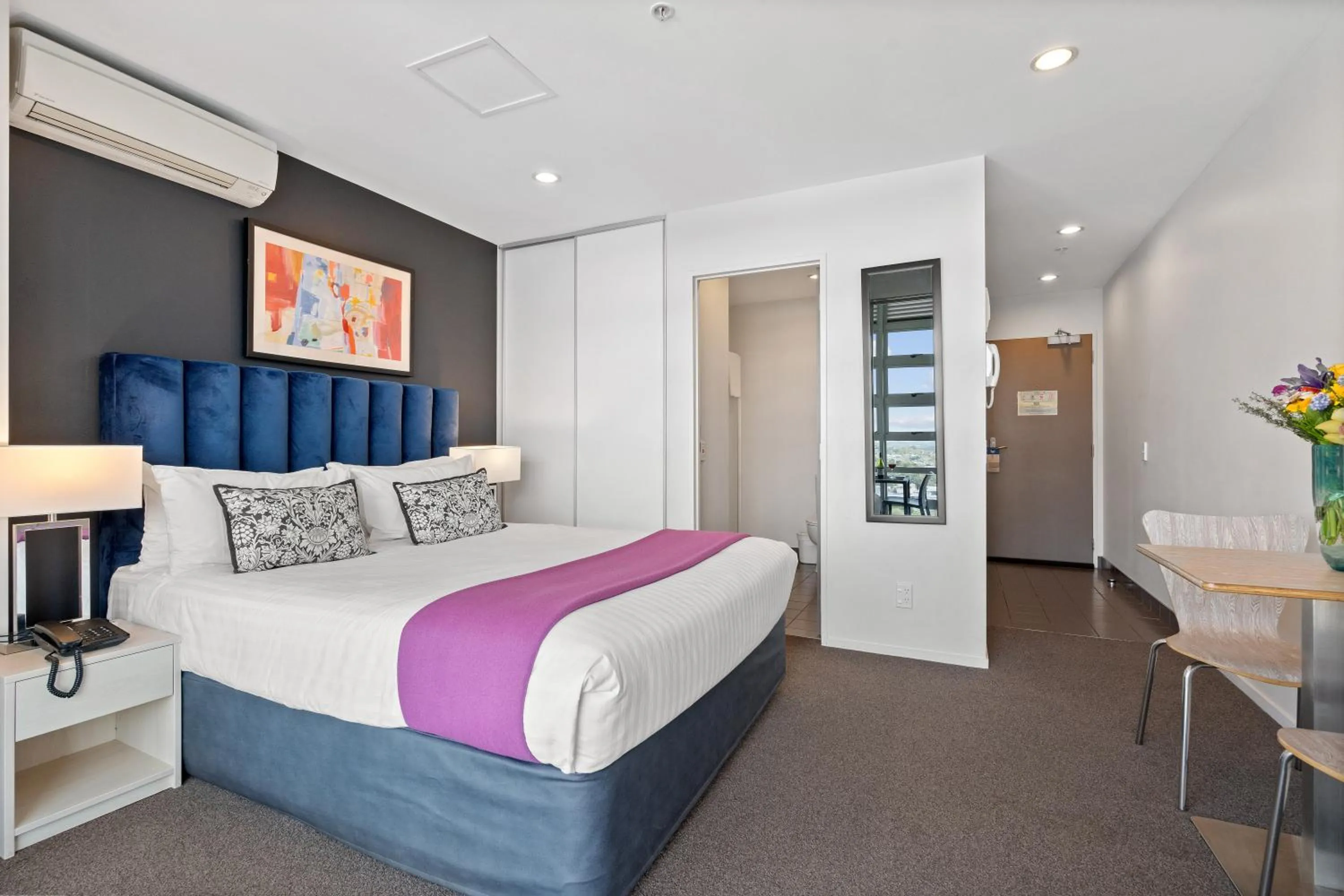 Bed in Proximity Apartments Manukau / Auckland Airport