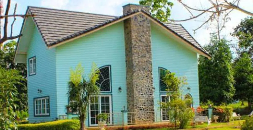 Family Room with Private Bathroom in Cottages @ Hill Resort