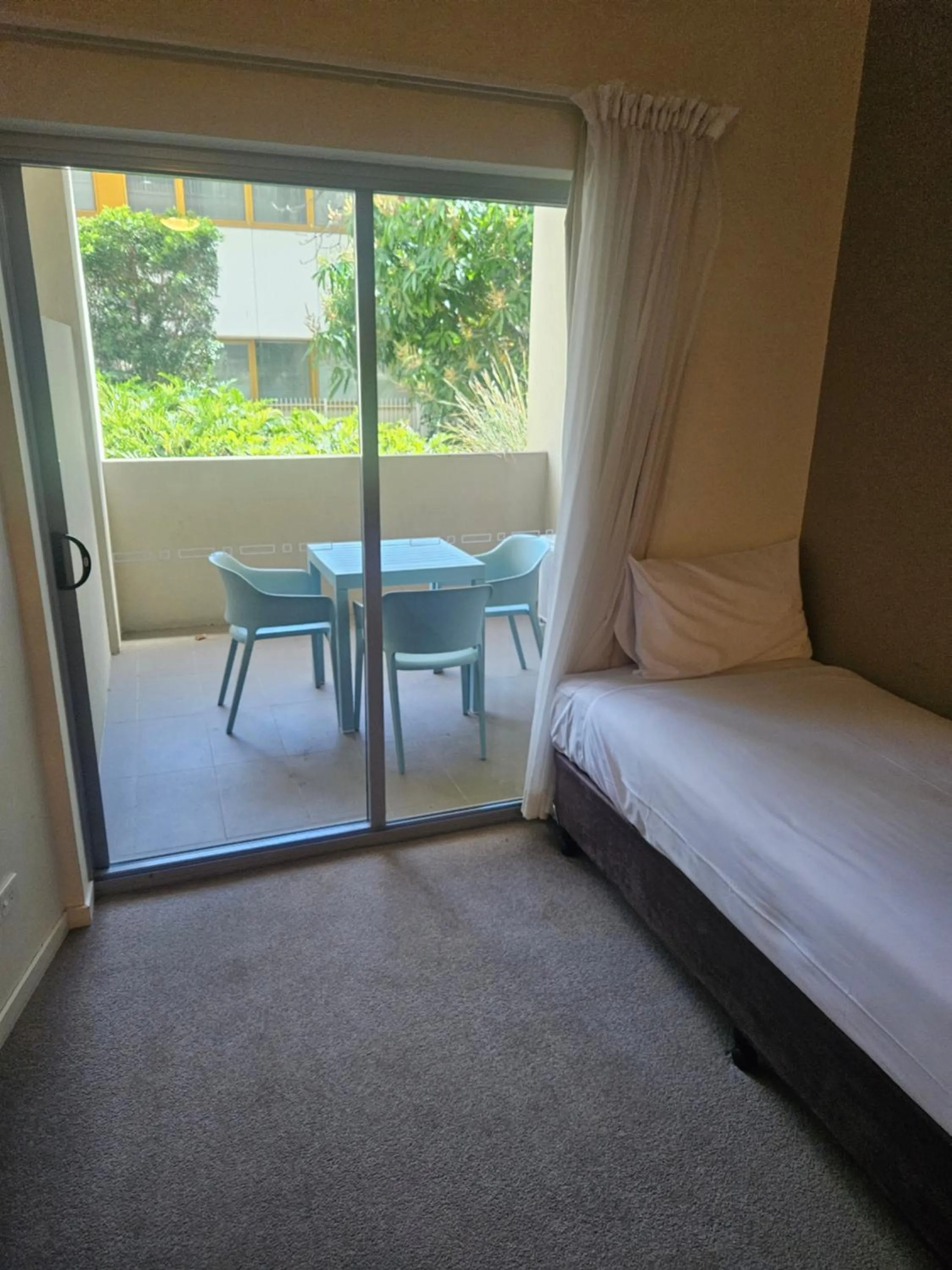 View (from property/room), Bed in Gladstone City Central Apartment Hotel Official