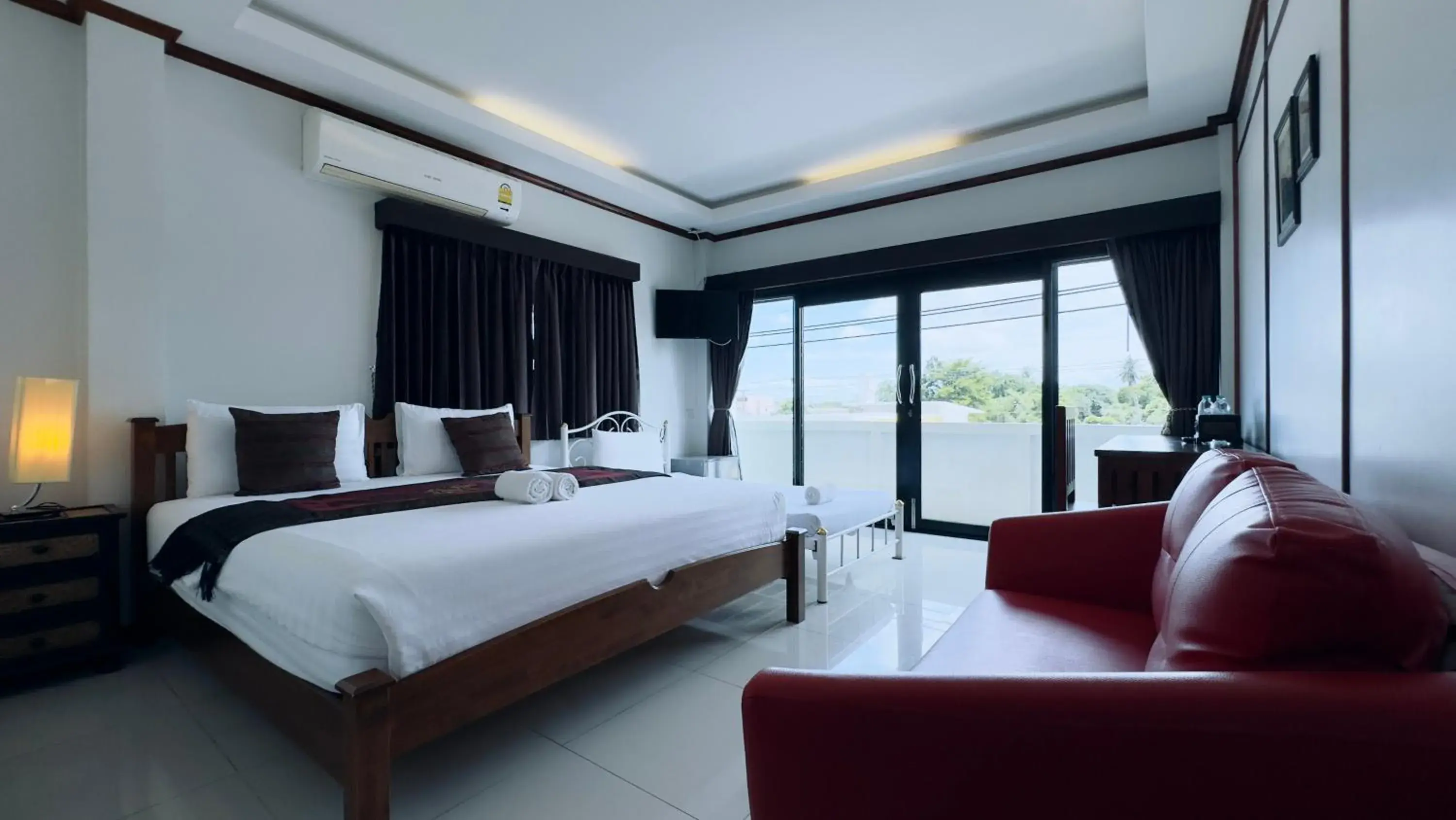 Bed in EZ House Bed in EZ House