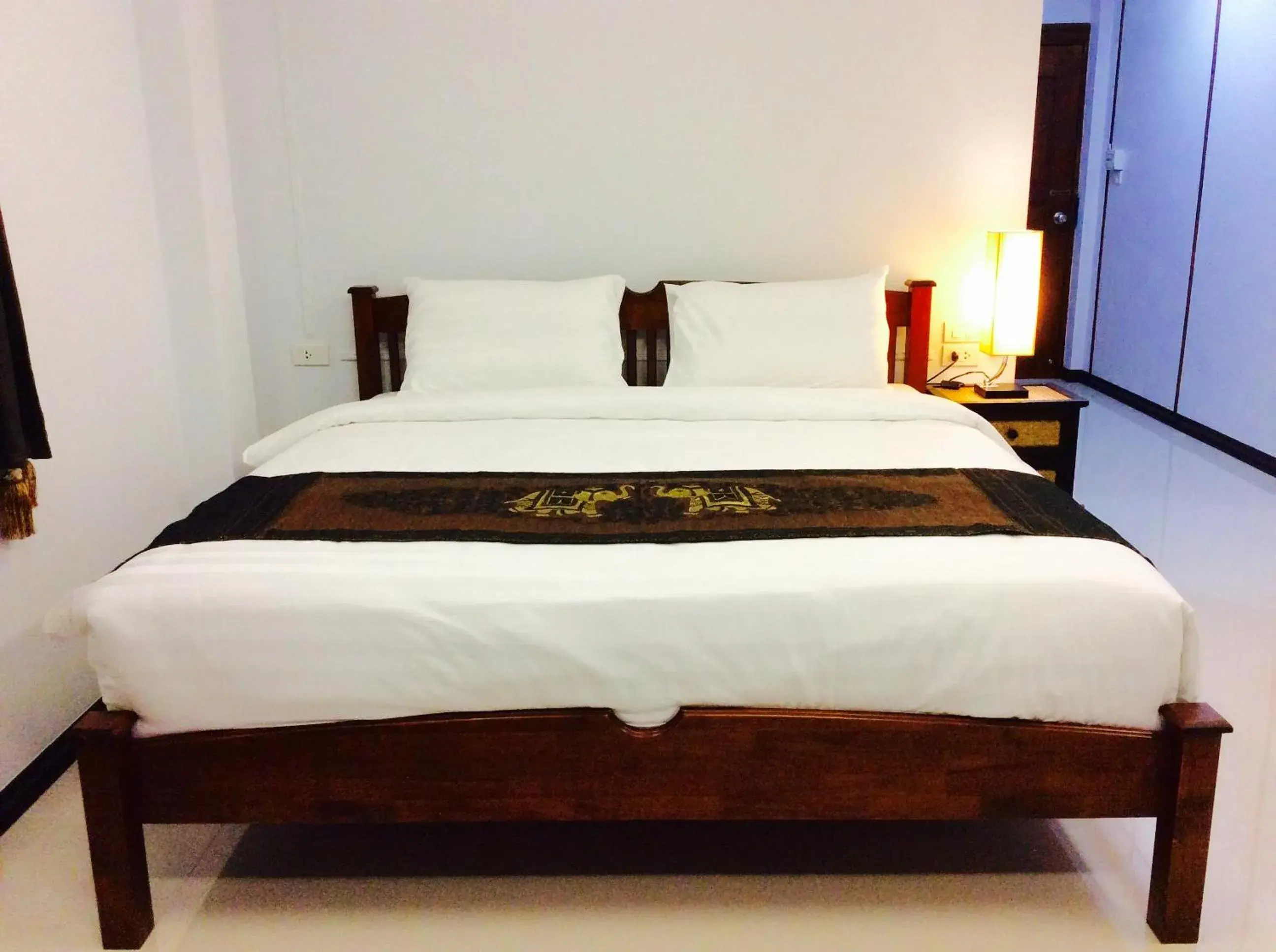 Bed in EZ House Bed in EZ House