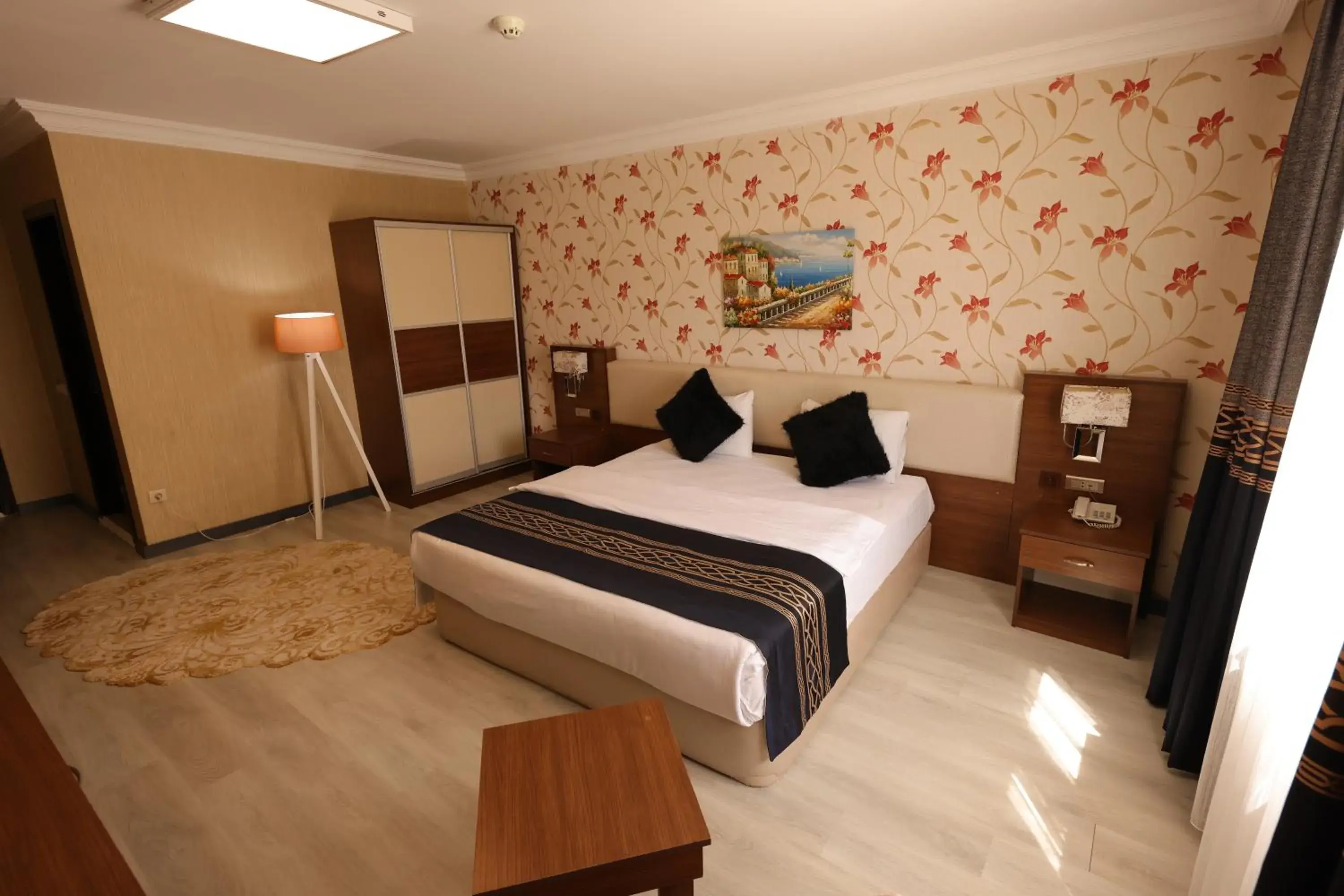 Single Room - single occupancy in Royal Berk Hotel Single Room - single occupancy in Royal Berk Hotel
