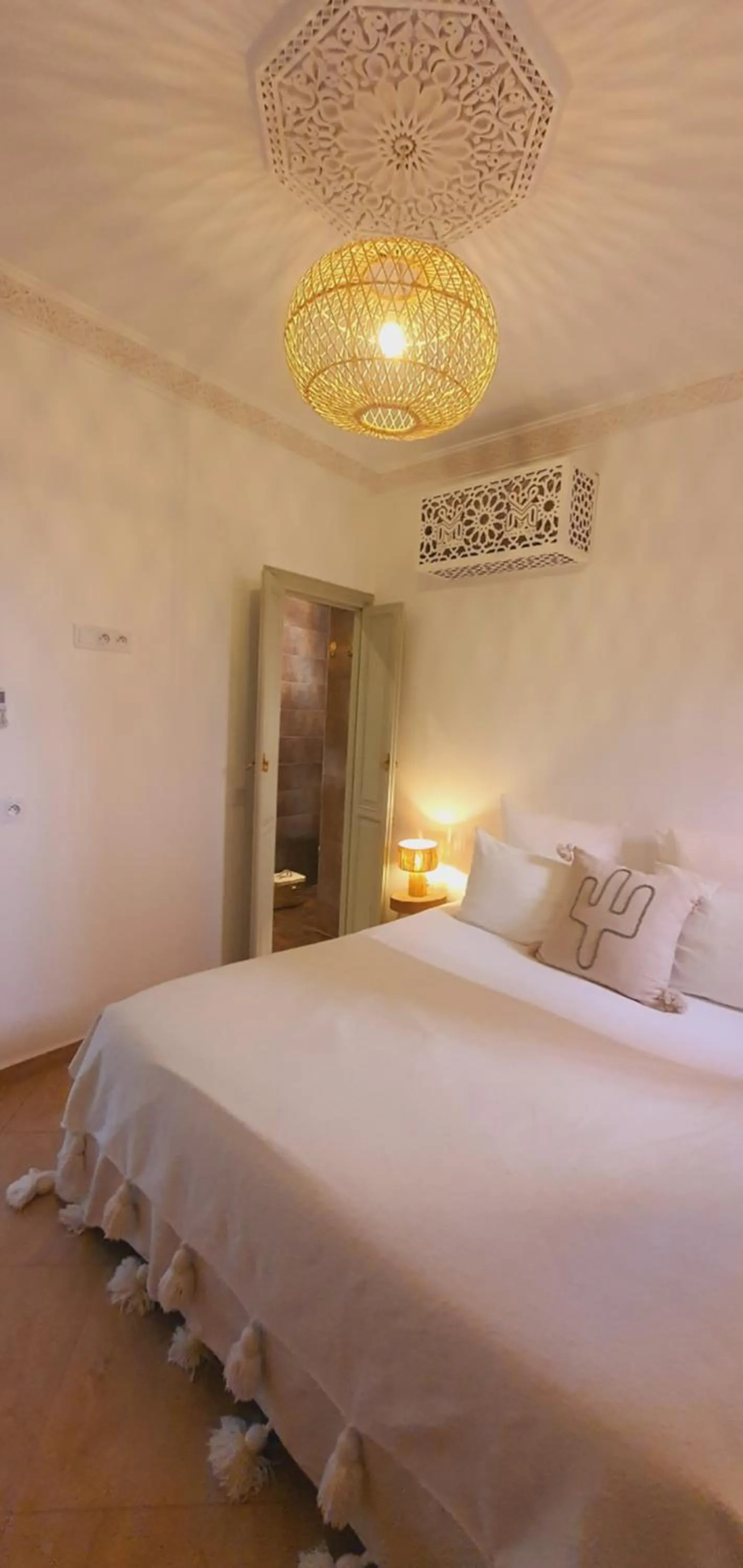 Bed in Riad M17 - Hammam & Spa