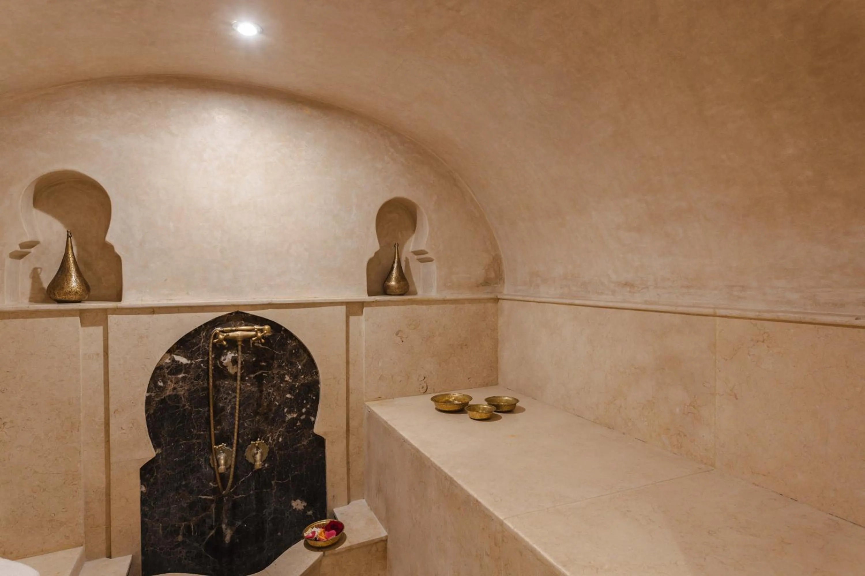 Steam room in Riad M17 - Hammam & Spa