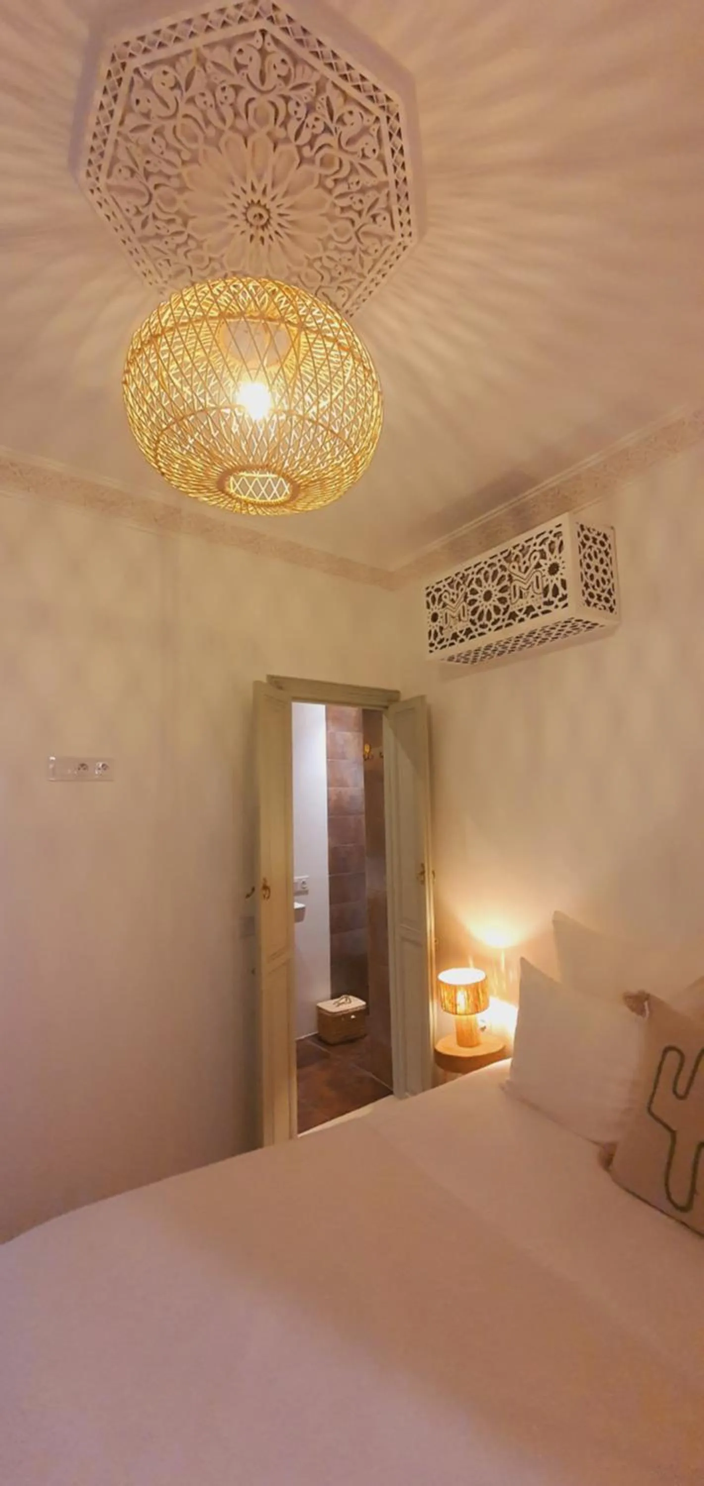 Bed in Riad M17 - Hammam & Spa