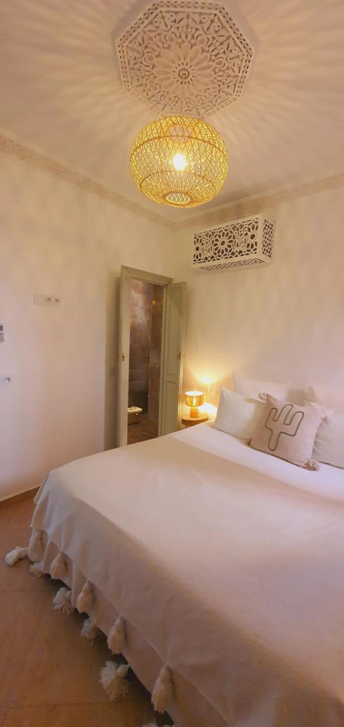 Bed in Riad M17 - Hammam & Spa