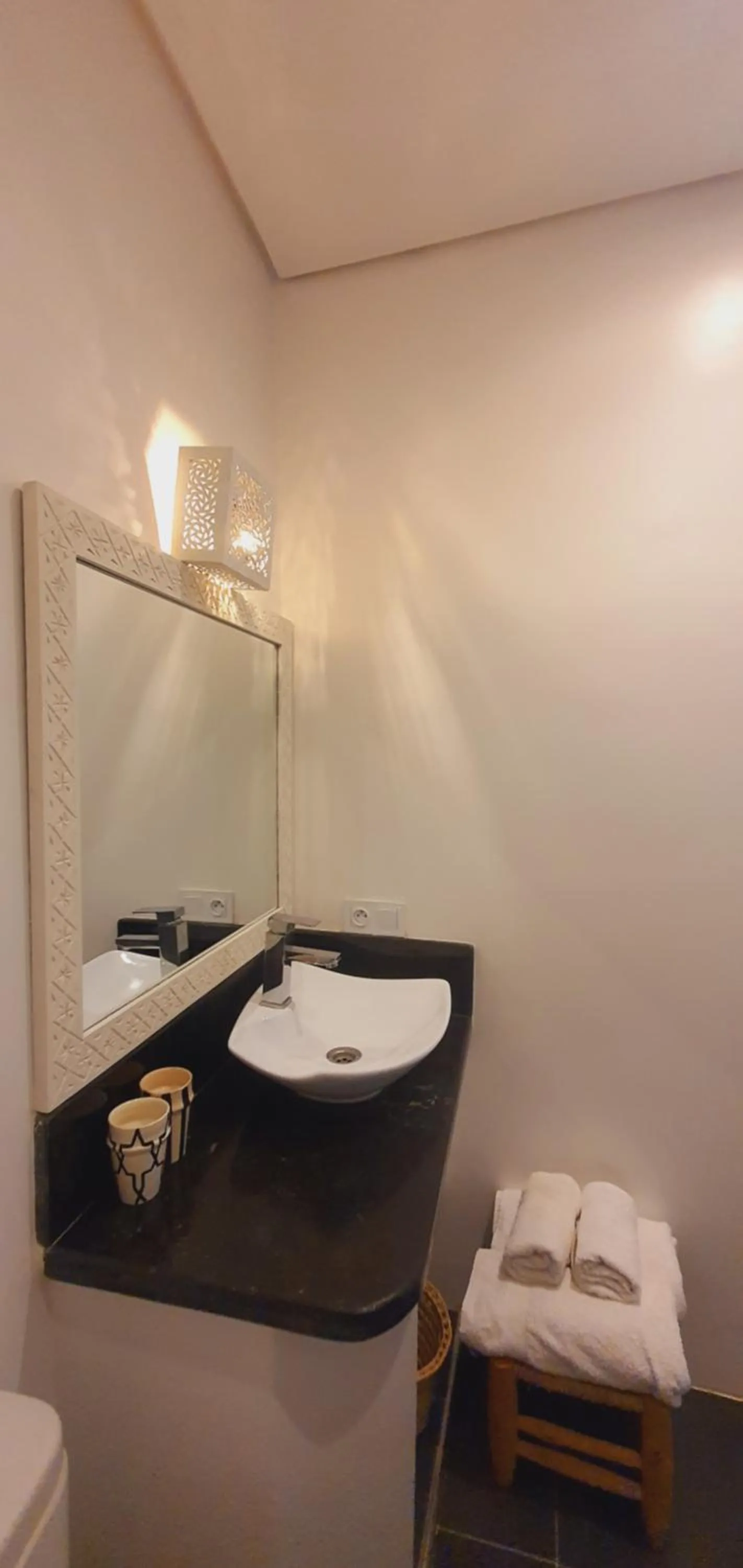 Toilet in Riad M17 - Hammam & Spa