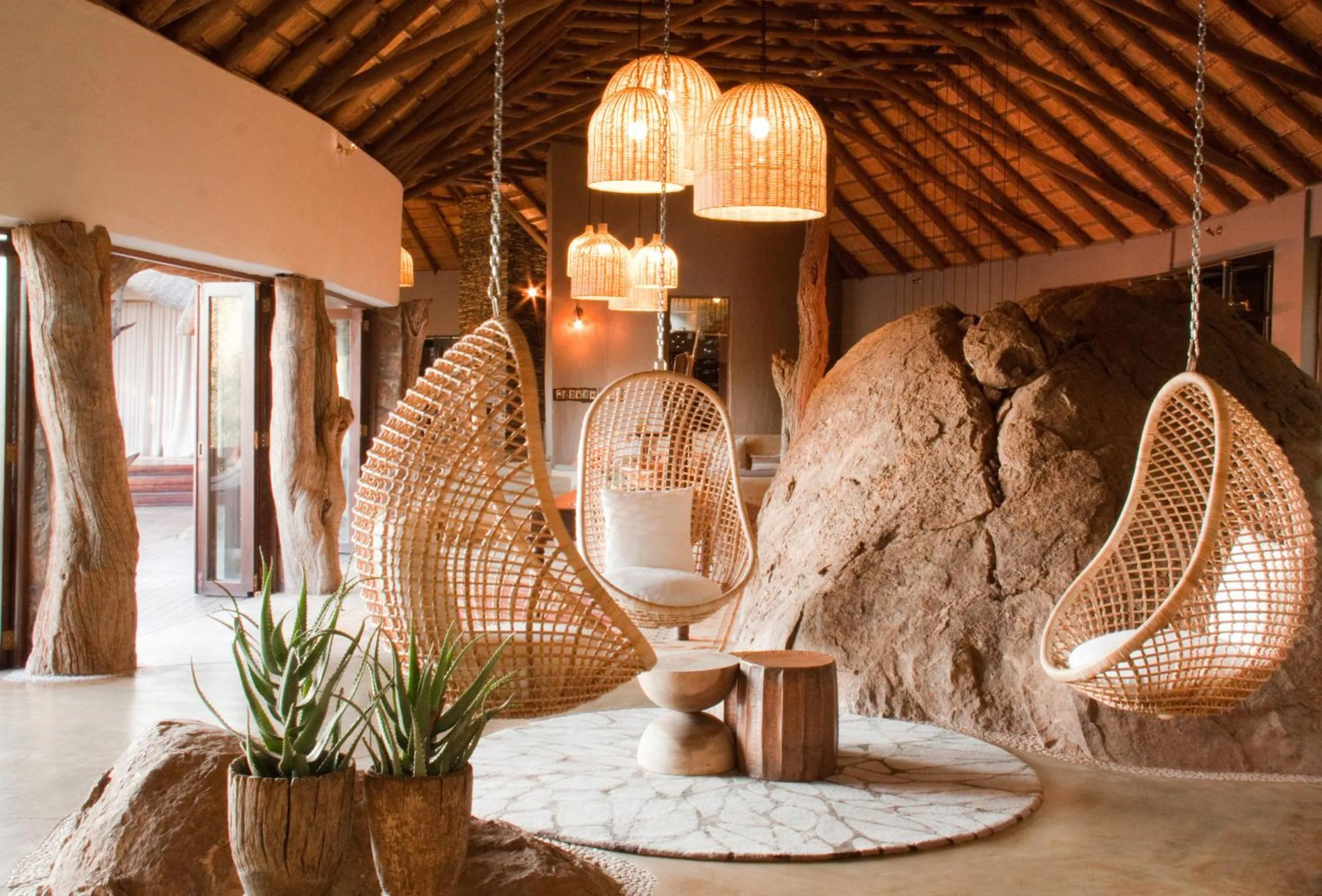 Madikwe Hills Private Game Lodge