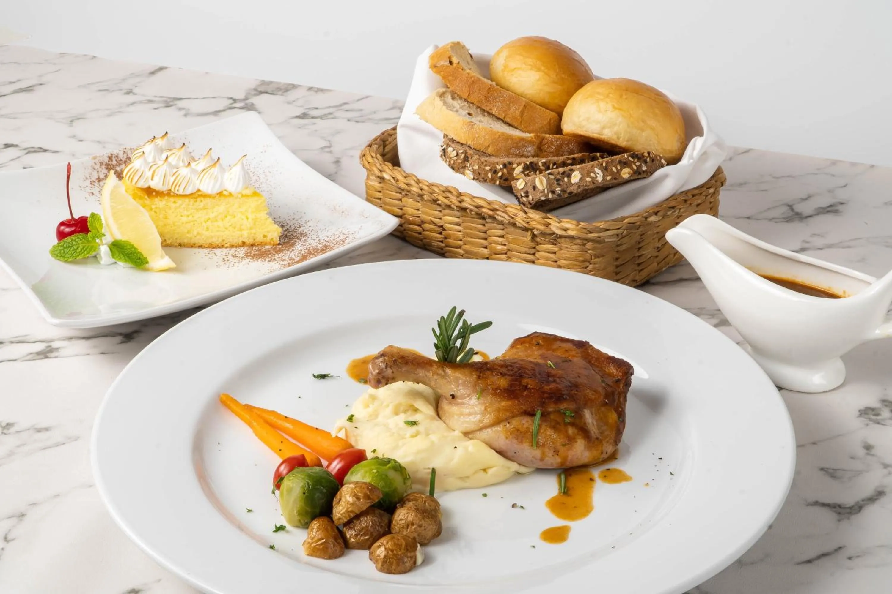 Food in Emporium Suites by Chatrium