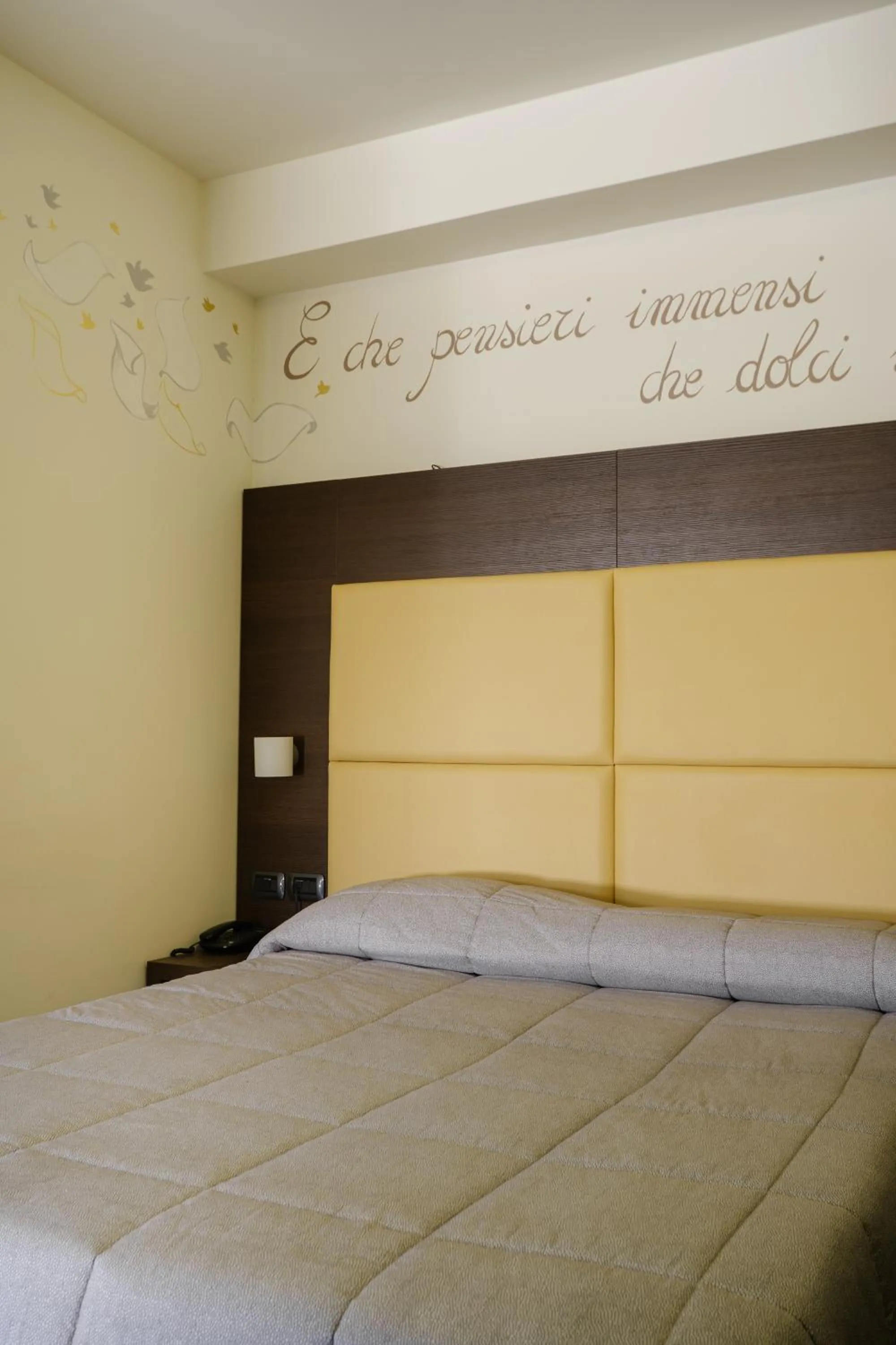 Bed in Hotel Ristorante Da Tonino