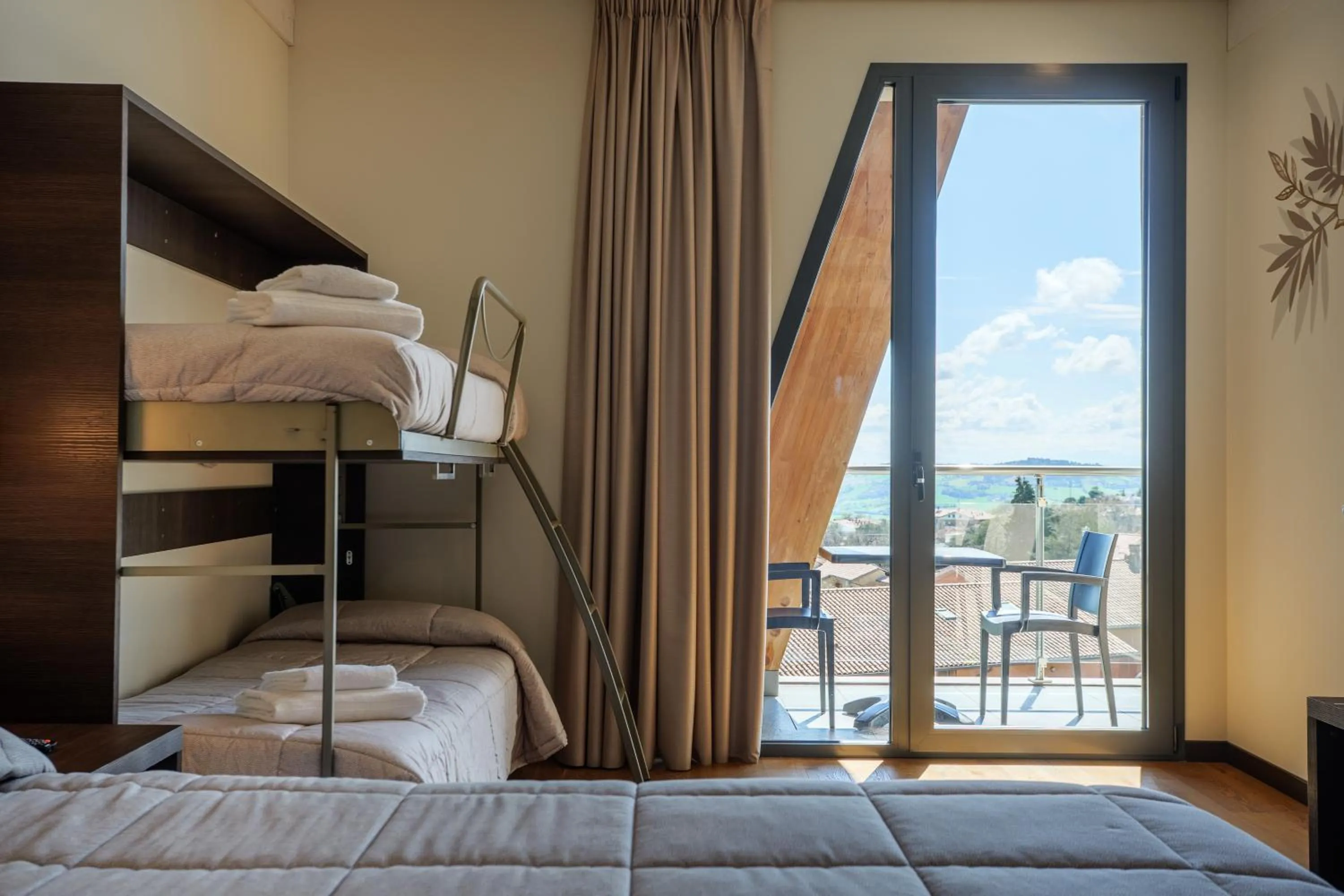 Bed in Hotel Ristorante Da Tonino