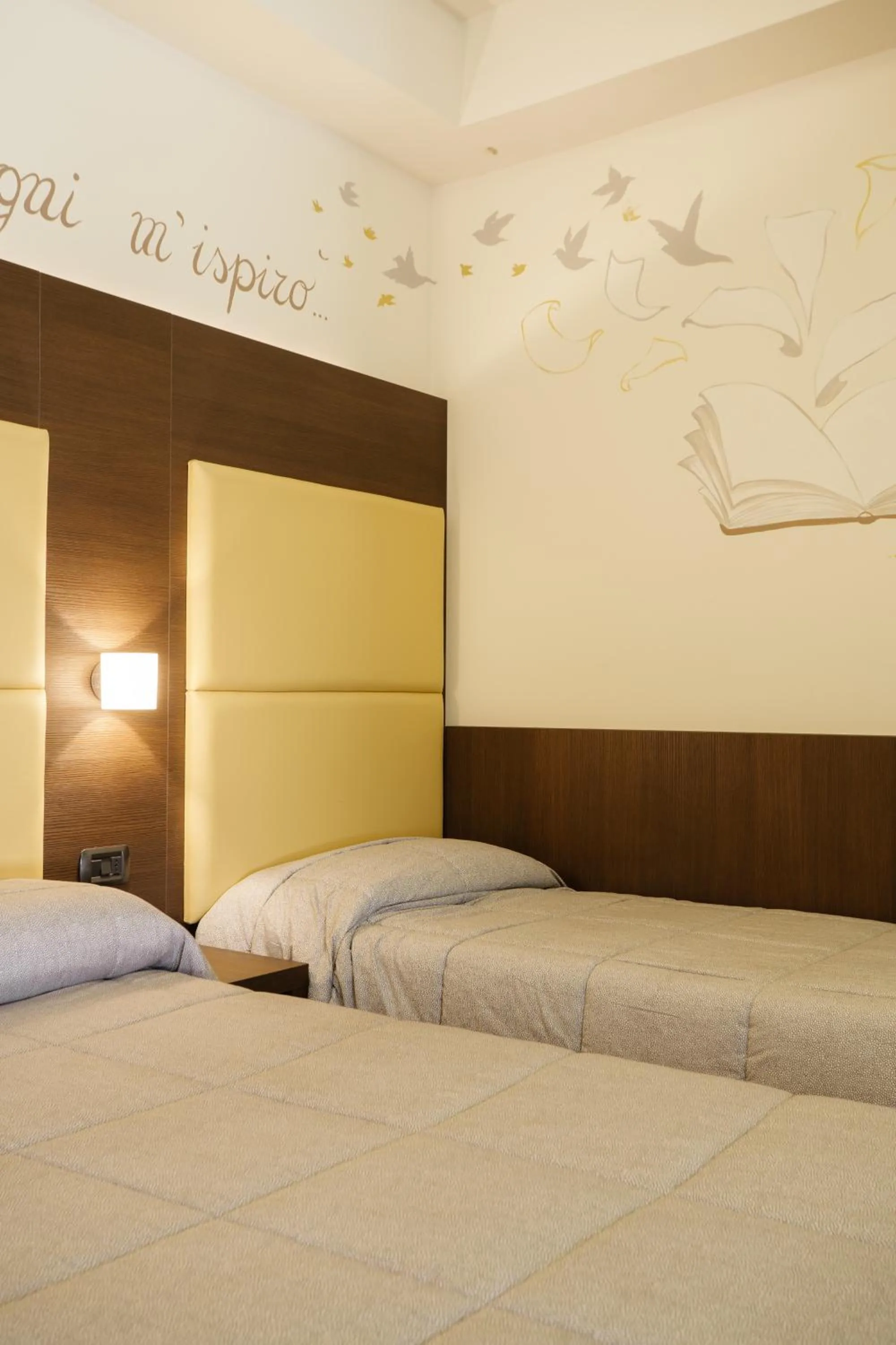 Bed in Hotel Ristorante Da Tonino