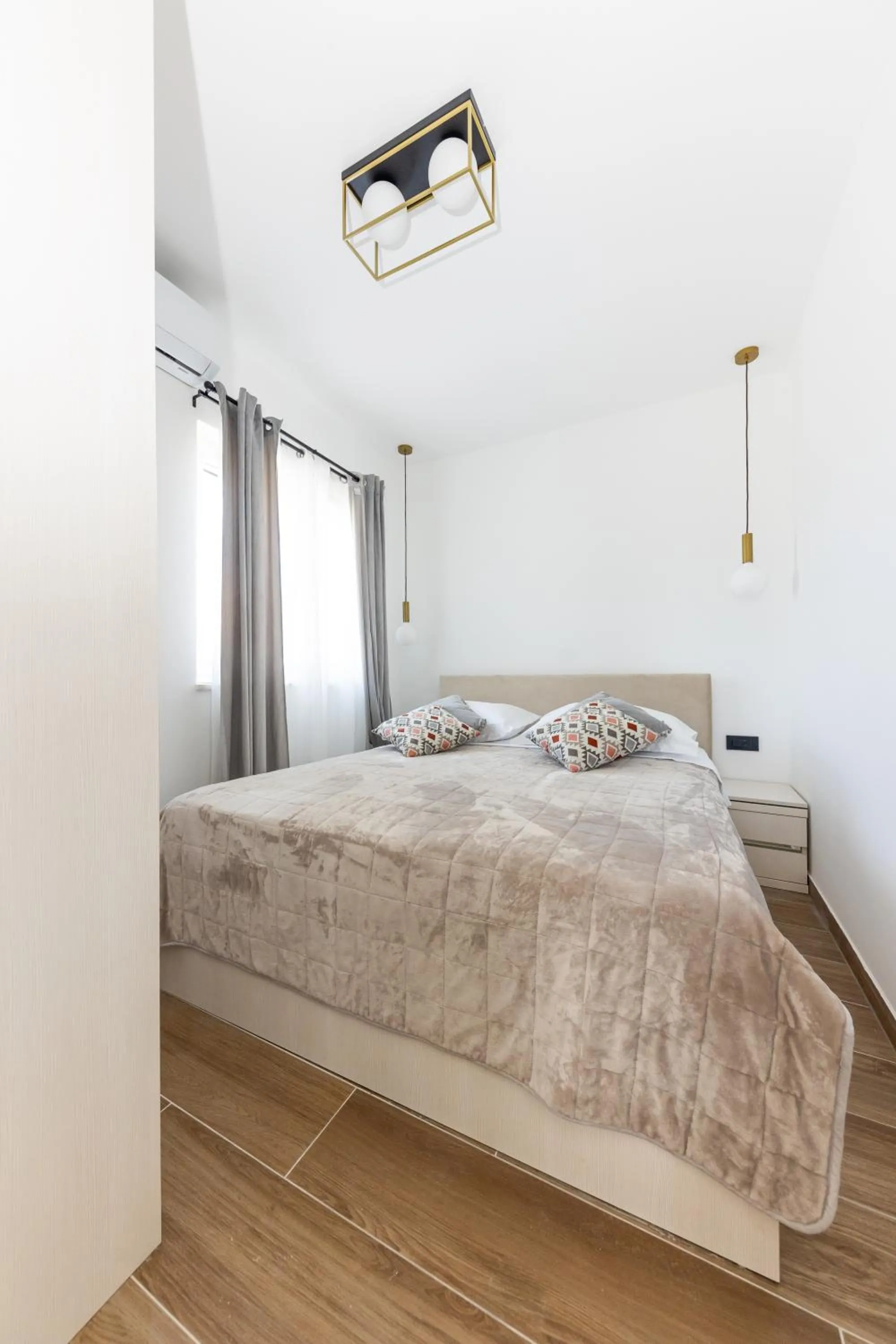 Bed in Villa Koludrovac