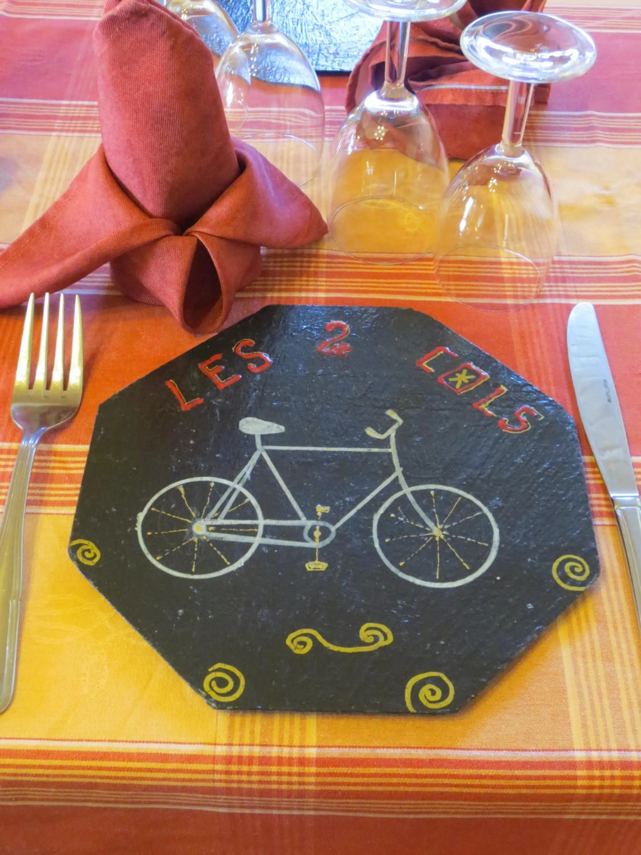 Decorative detail in Hôtel les Deux Cols