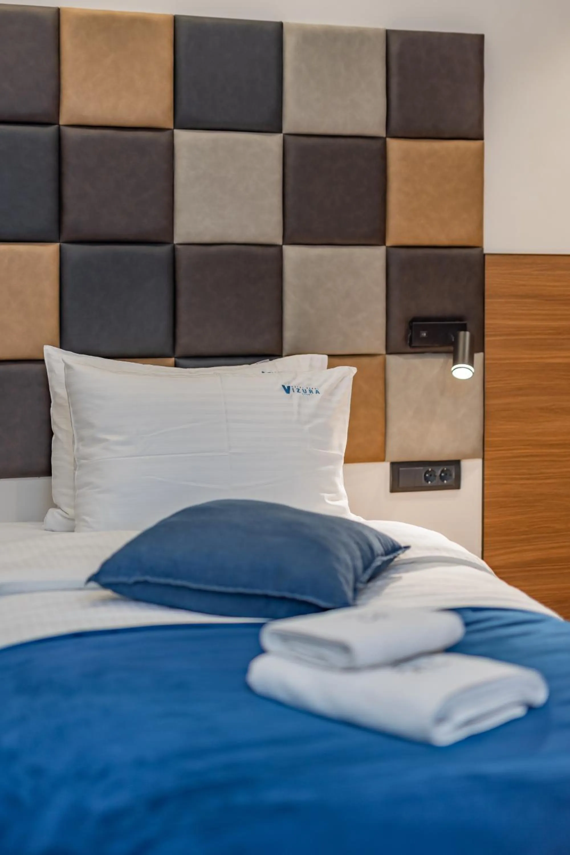 Bed in Hotel Garni VIZURA Sport