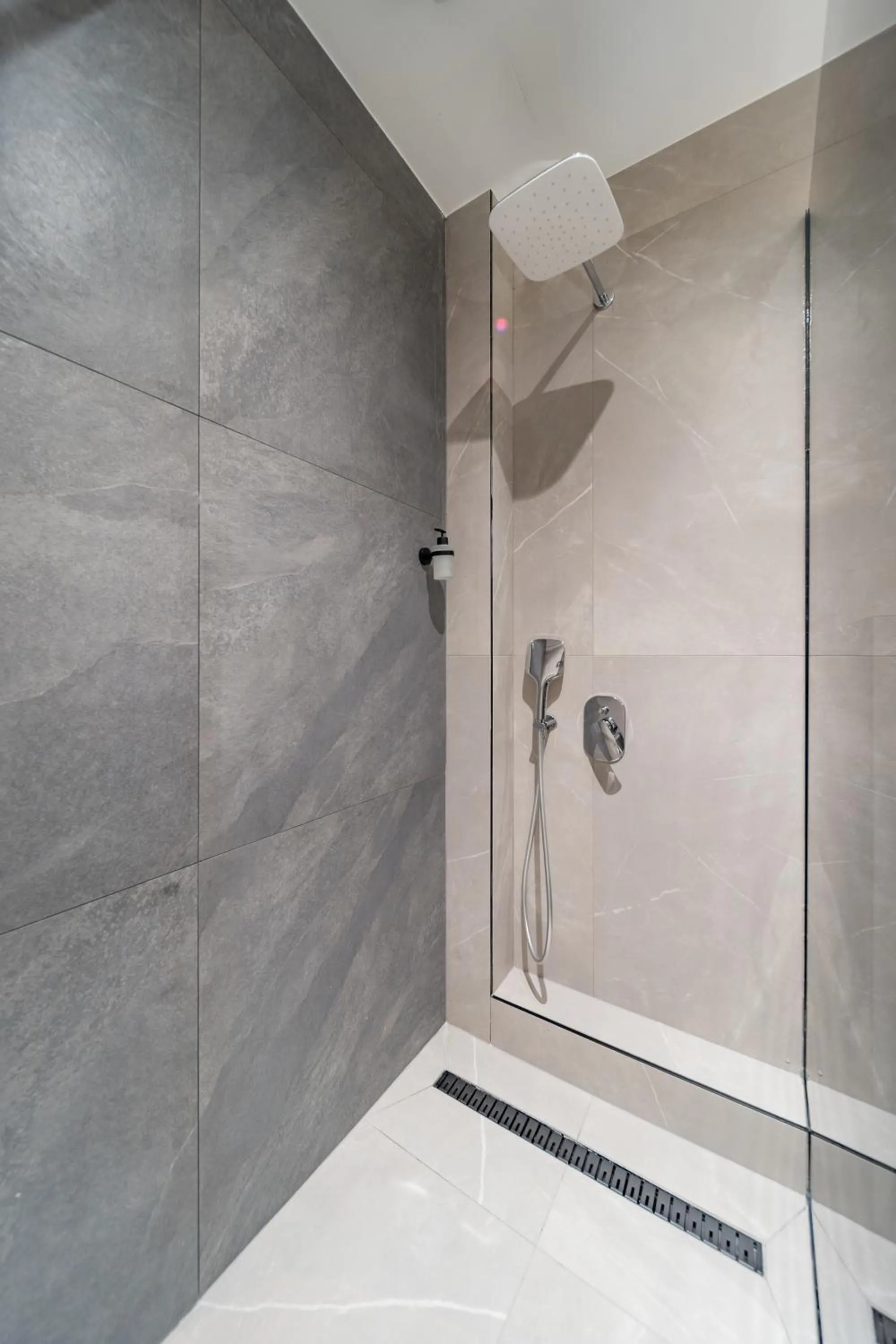 Shower in Hotel Garni VIZURA Sport