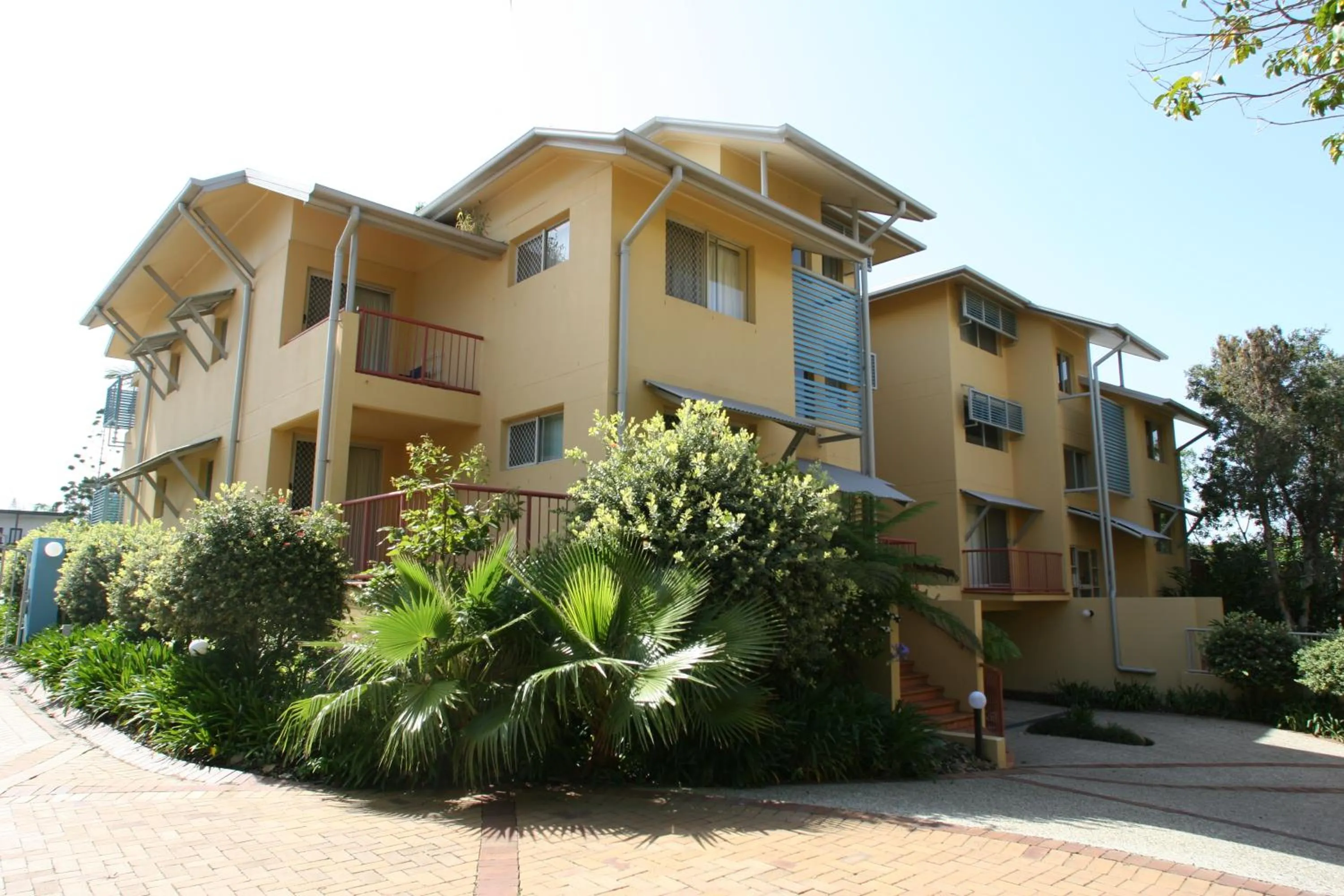 Property building in Diamond Sands Resort