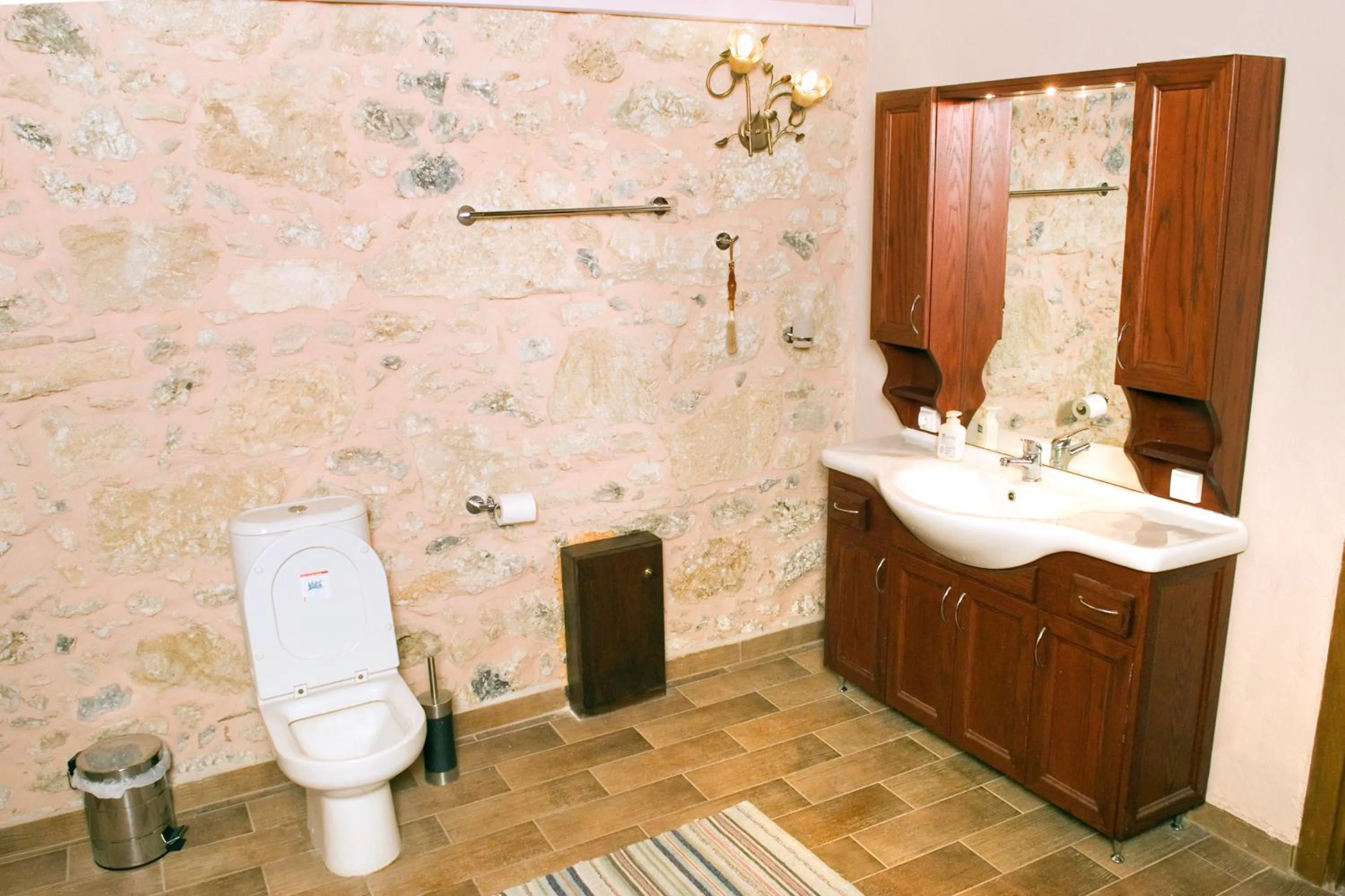 Bathroom in Villa Daskalogianni