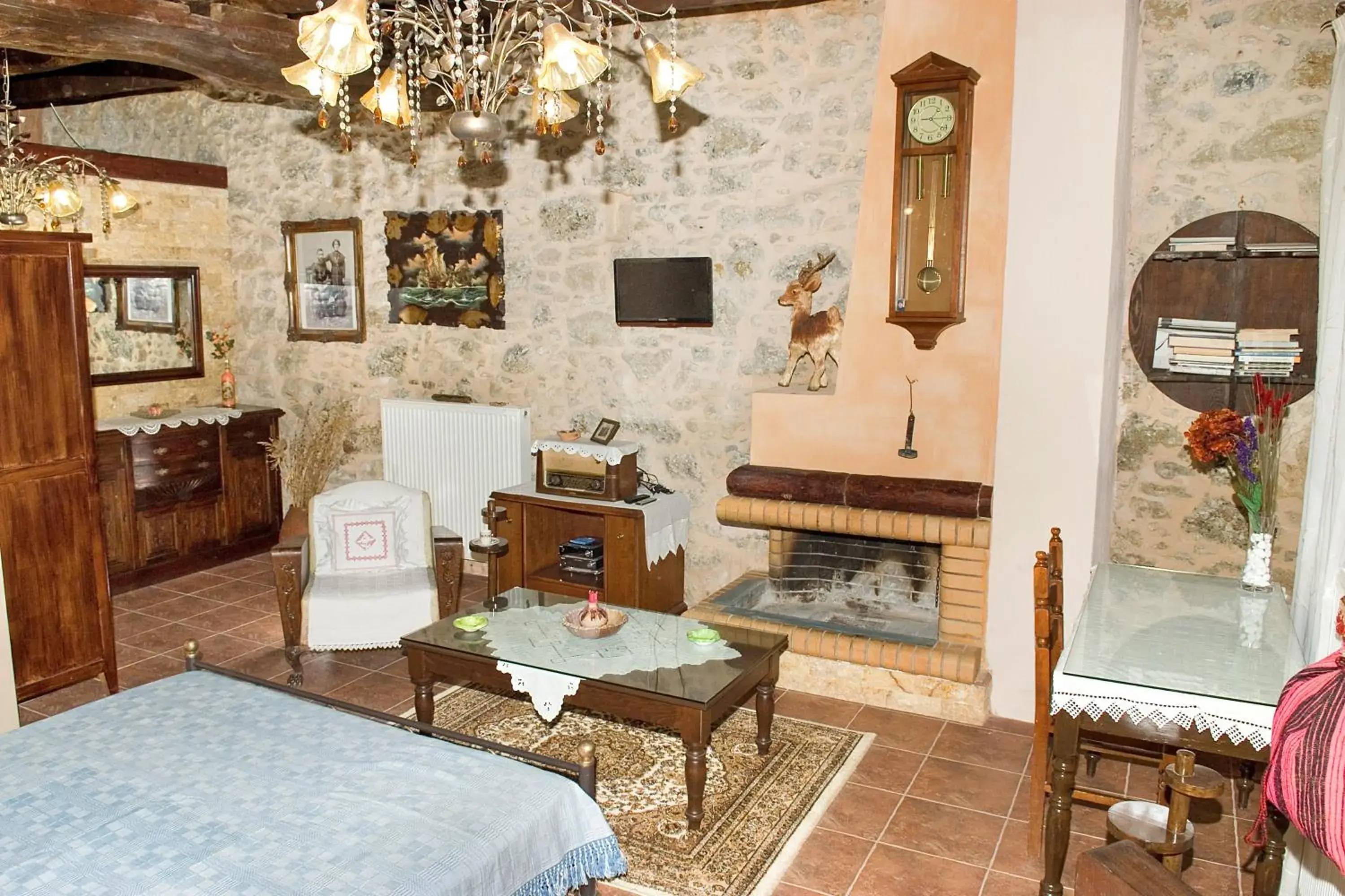Junior Suite (2 Adults) in Villa Daskalogianni Junior Suite (2 Adults) in Villa Daskalogianni
