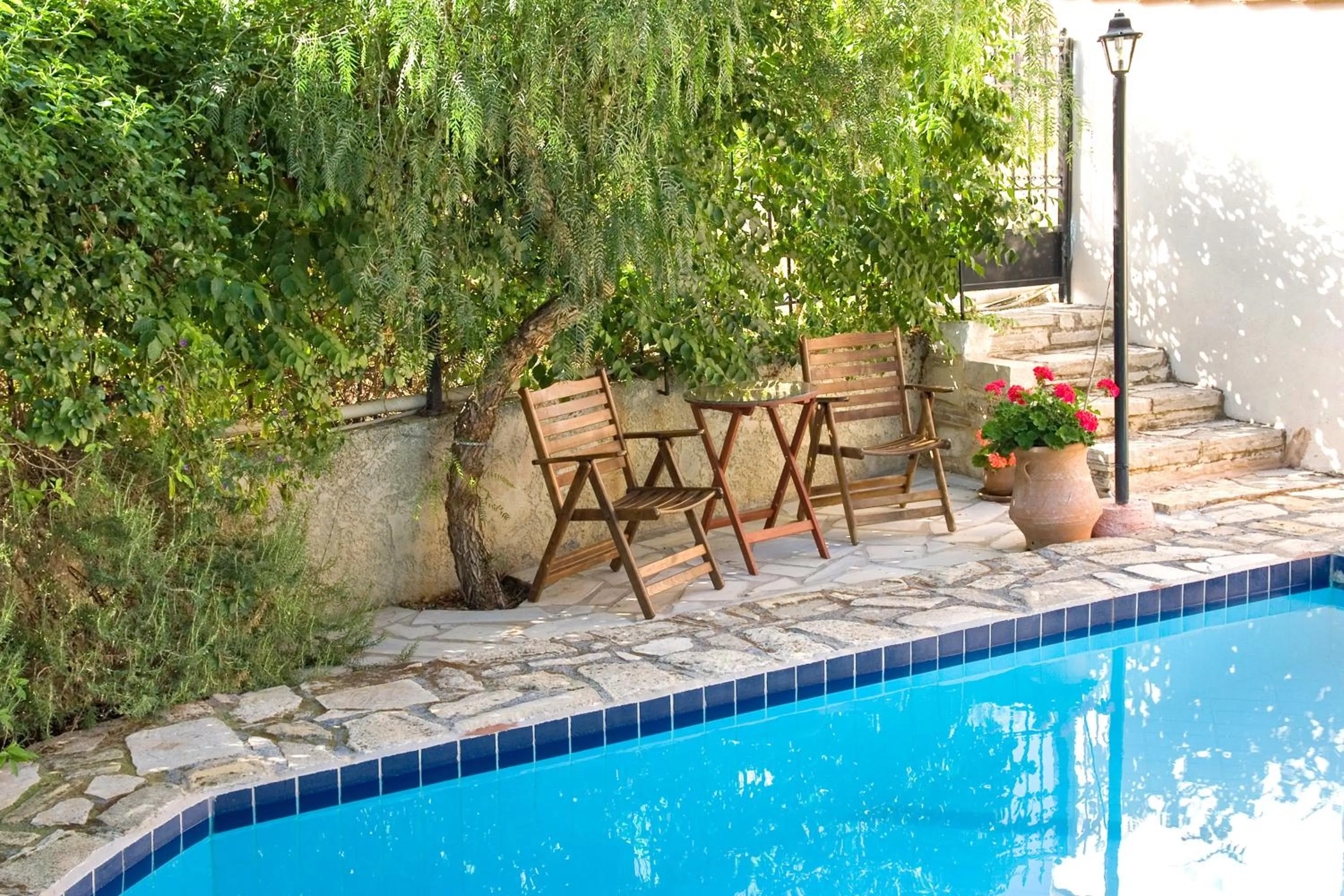 Swimming pool in Villa Daskalogianni