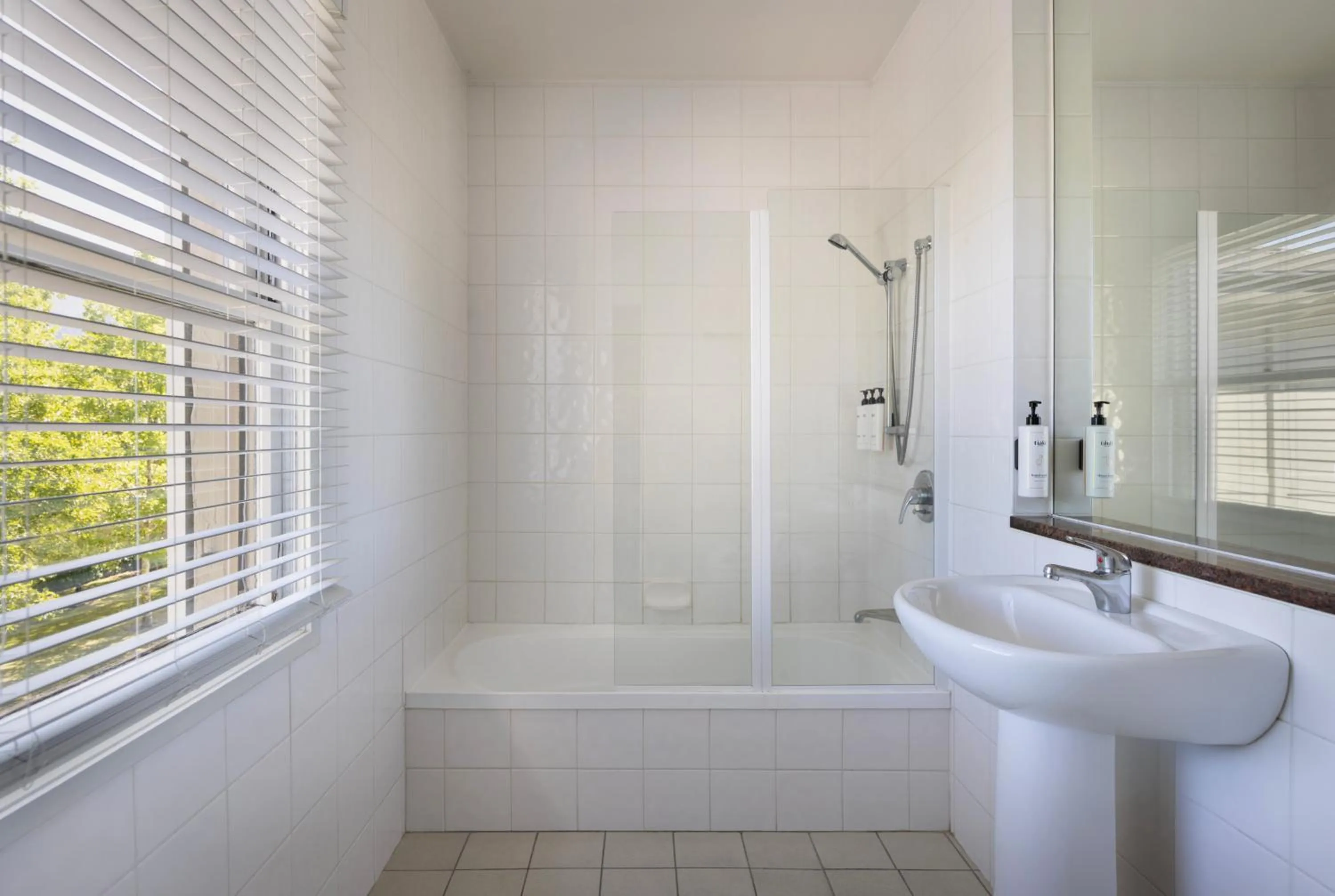 Shower in Edit Hanmer Springs