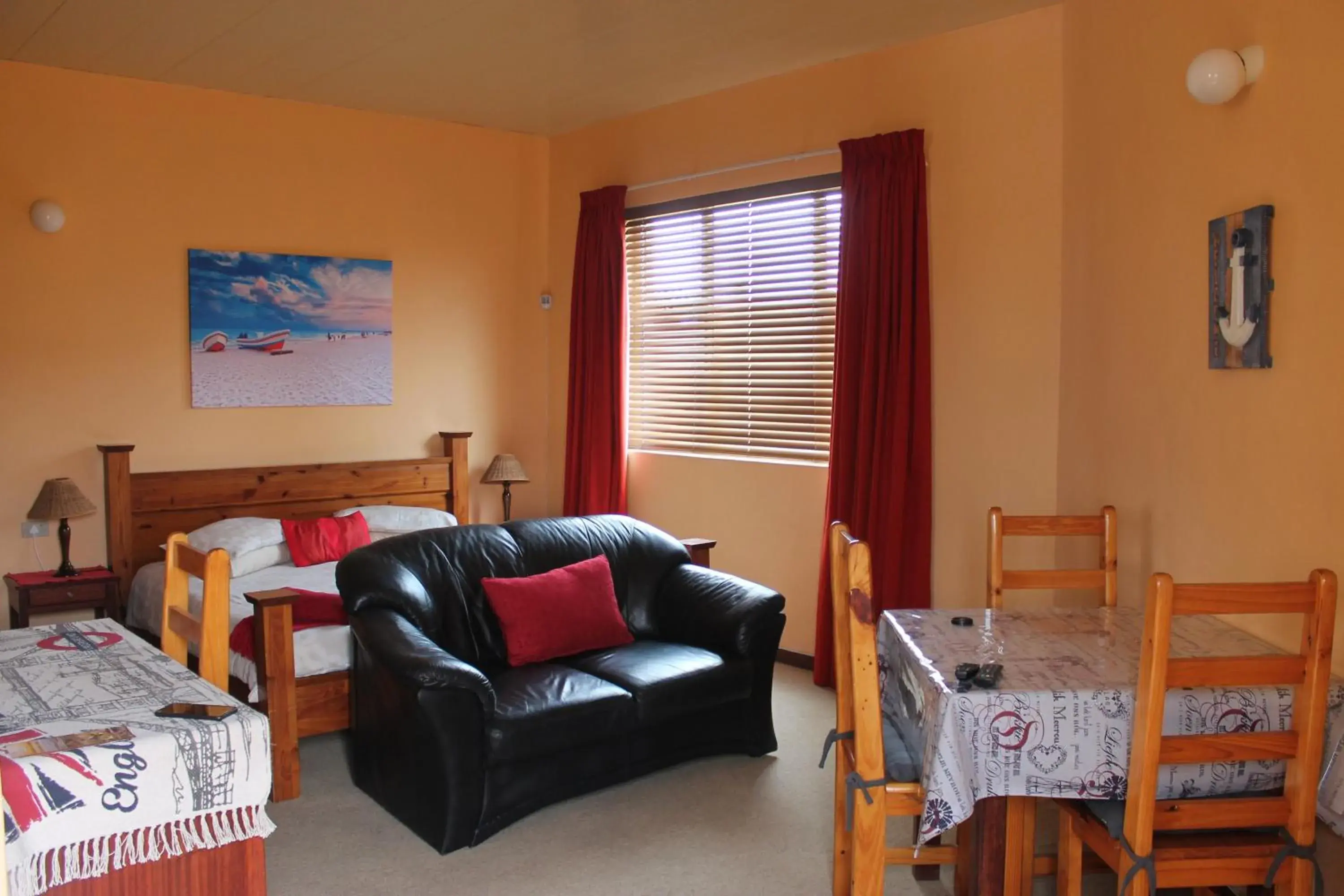 Family Studio - single occupancy in The Timeless Way Self Catering Accommodation Family Studio - single occupancy in The Timeless Way Self Catering Accommodation