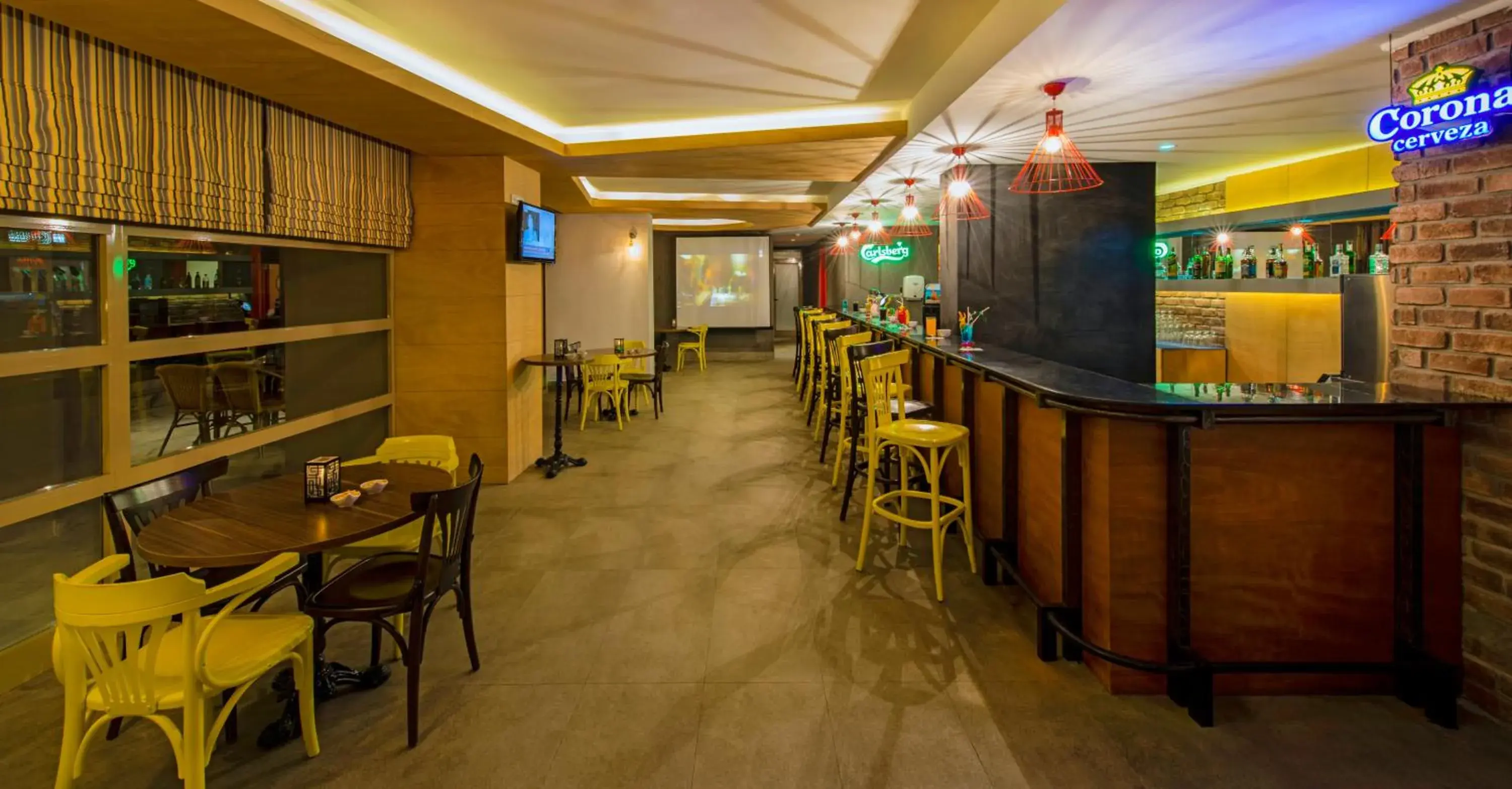 Lounge or bar in Grand Park Lara Hotel Lounge or bar in Grand Park Lara Hotel