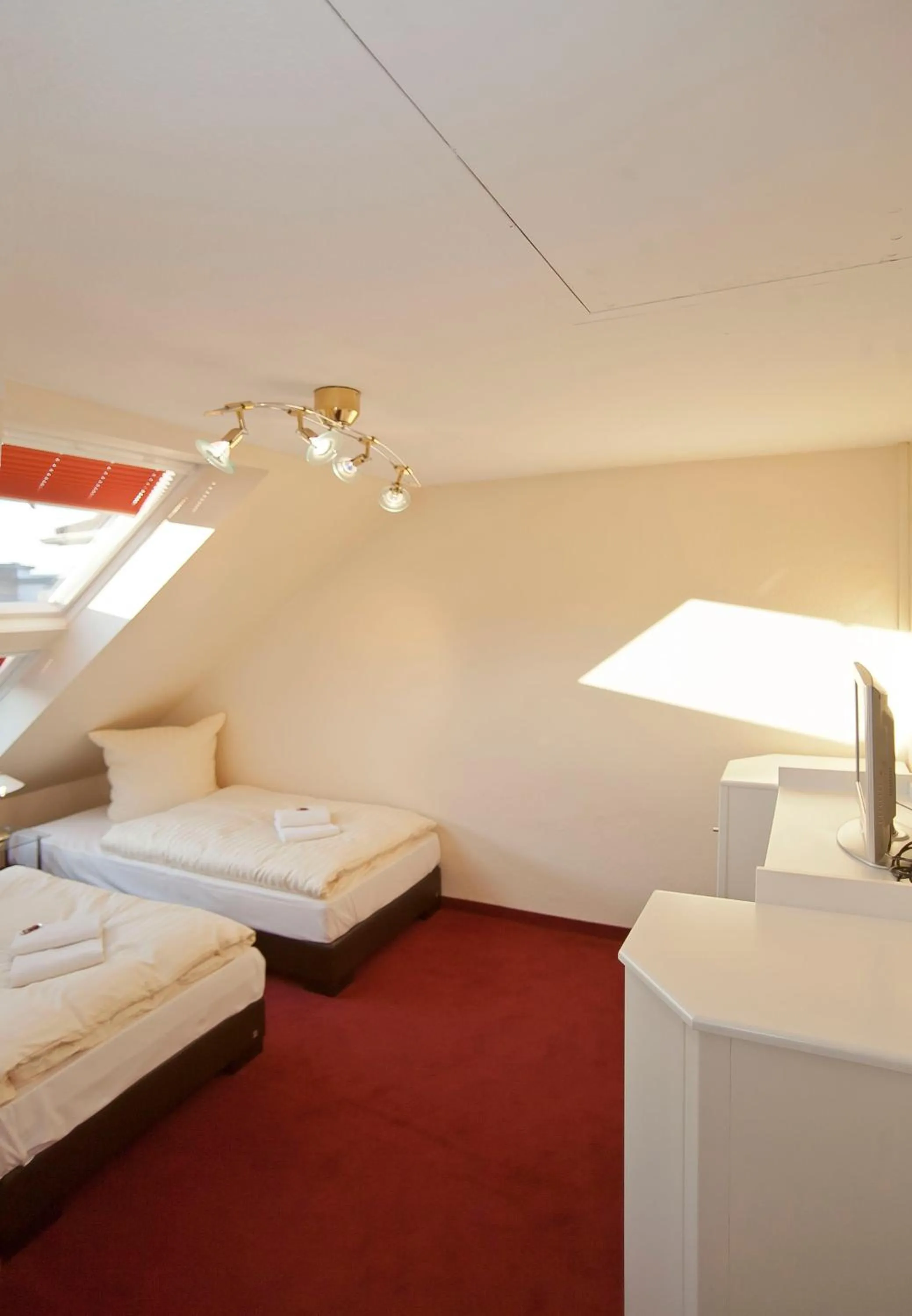 Bed in Ferienwohnung Geestemuende