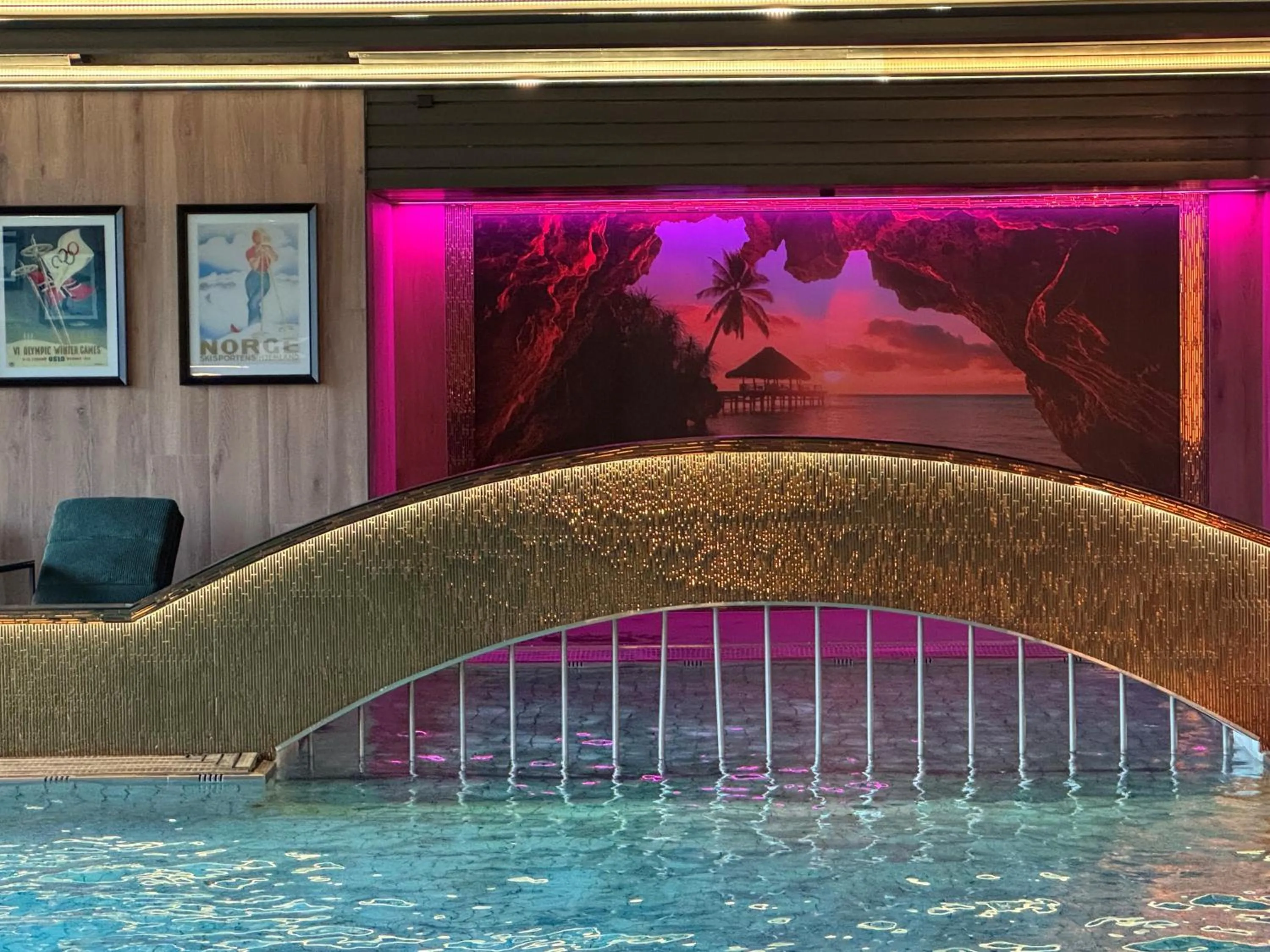 Swimming pool in Morgedal Hotel Spa & Resort - Unike Hoteller