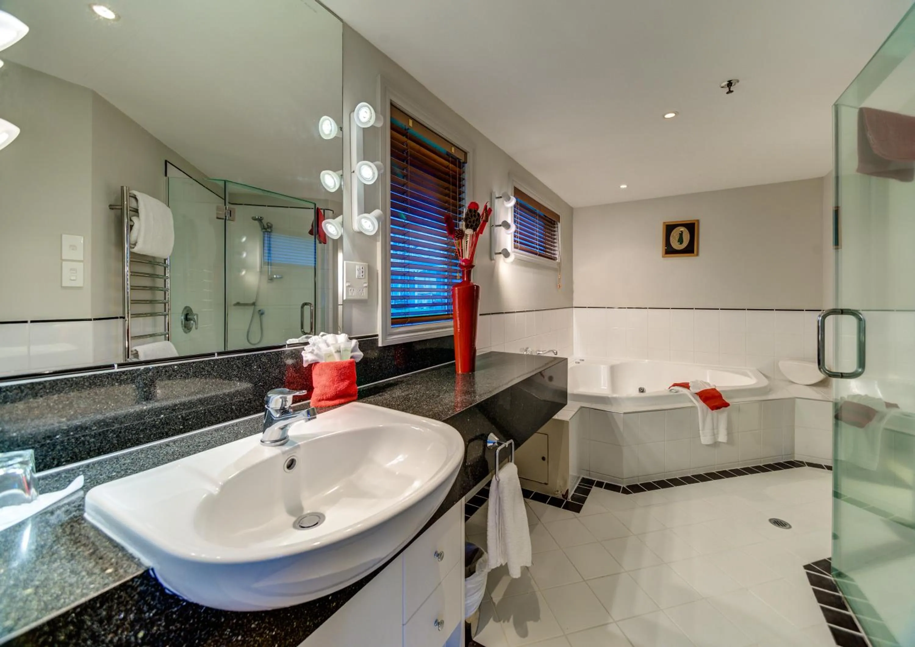 Bathroom in VR Rotorua Lake Resort