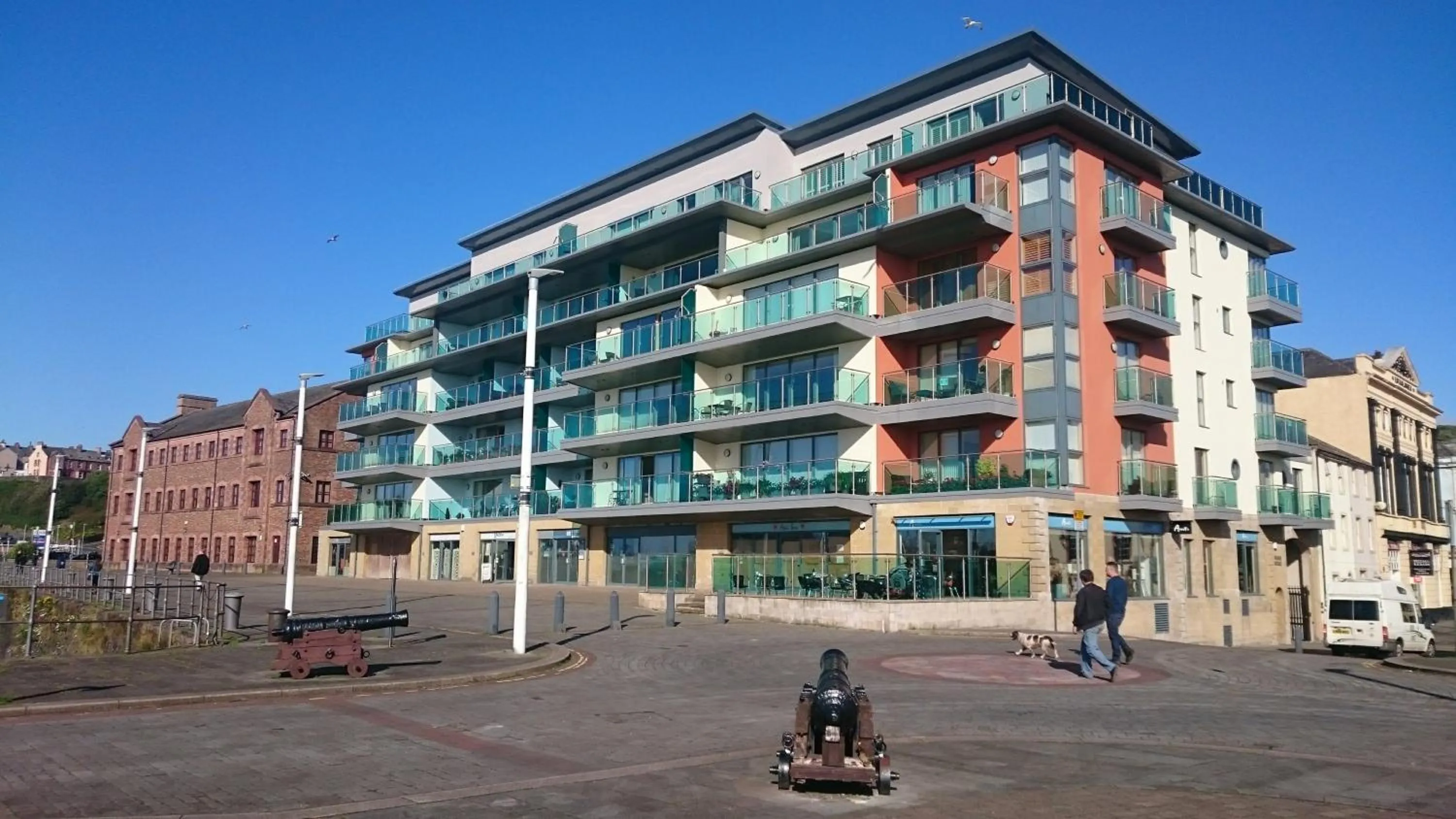Harbourside Apartment