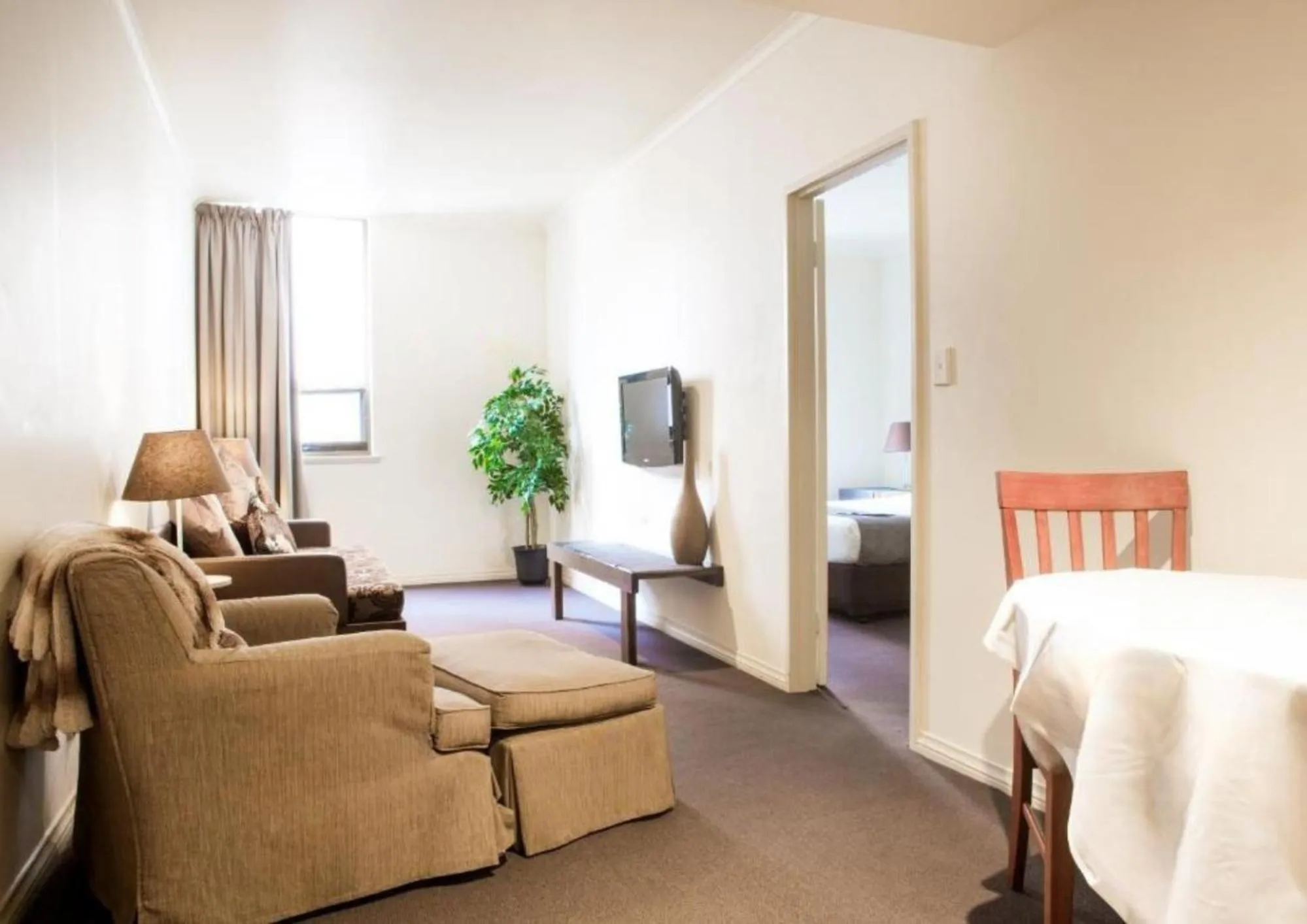 Property building, Bed in The Richmond Hotel - Adelaide
