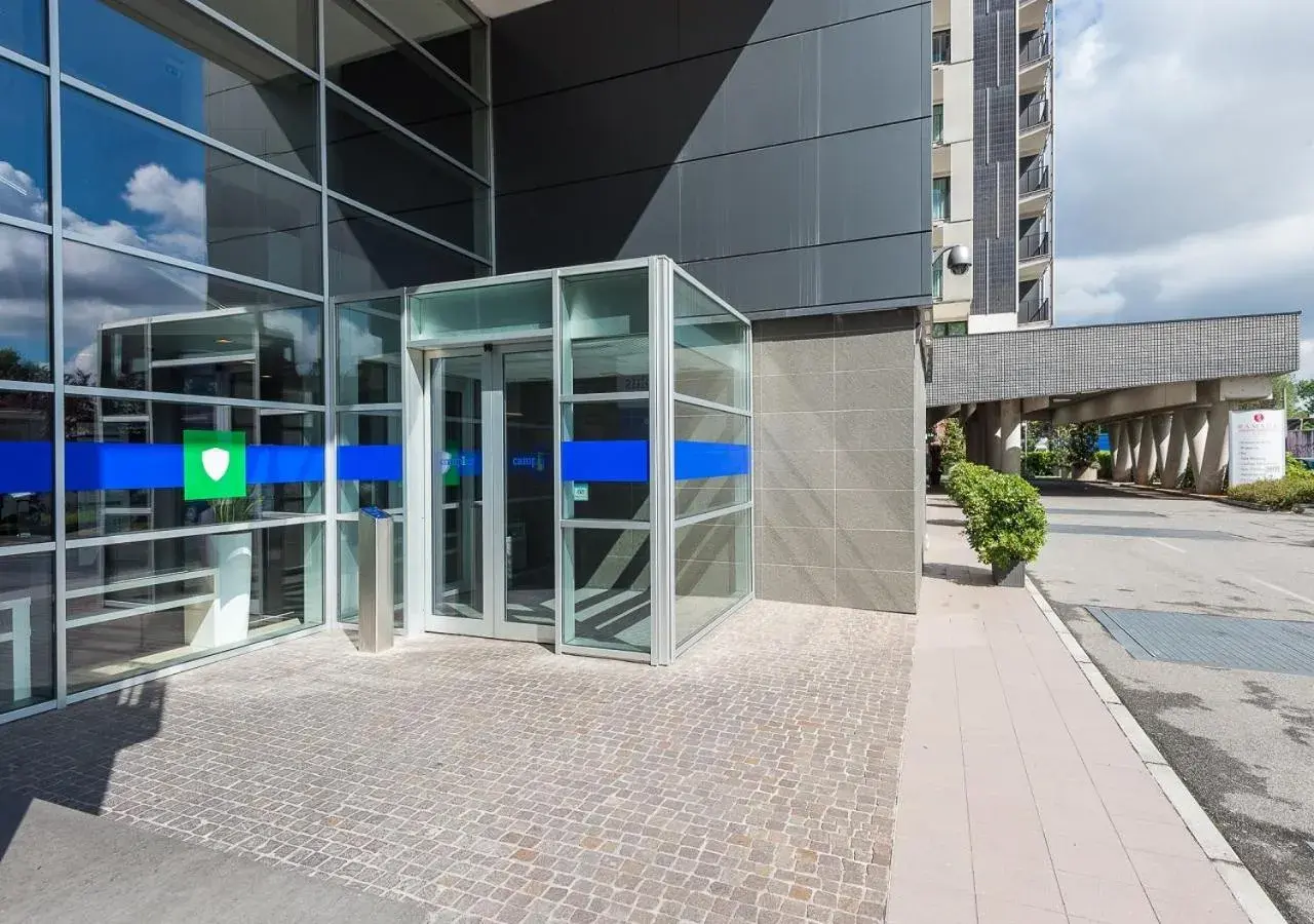 Property building in Camplus Turro Casa per Ferie Property building in Camplus Turro Casa per Ferie