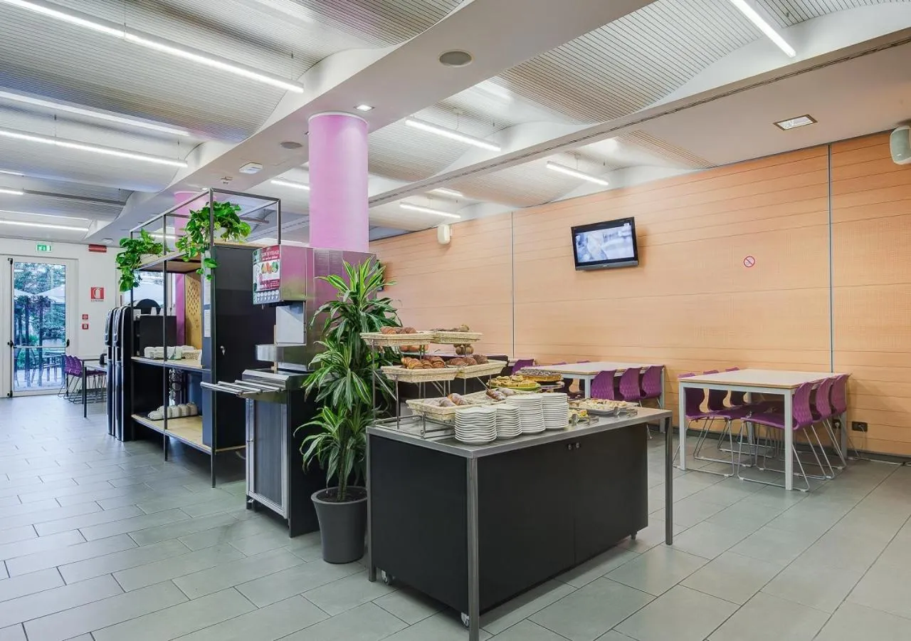 Restaurant/places to eat in Camplus Turro Casa per Ferie