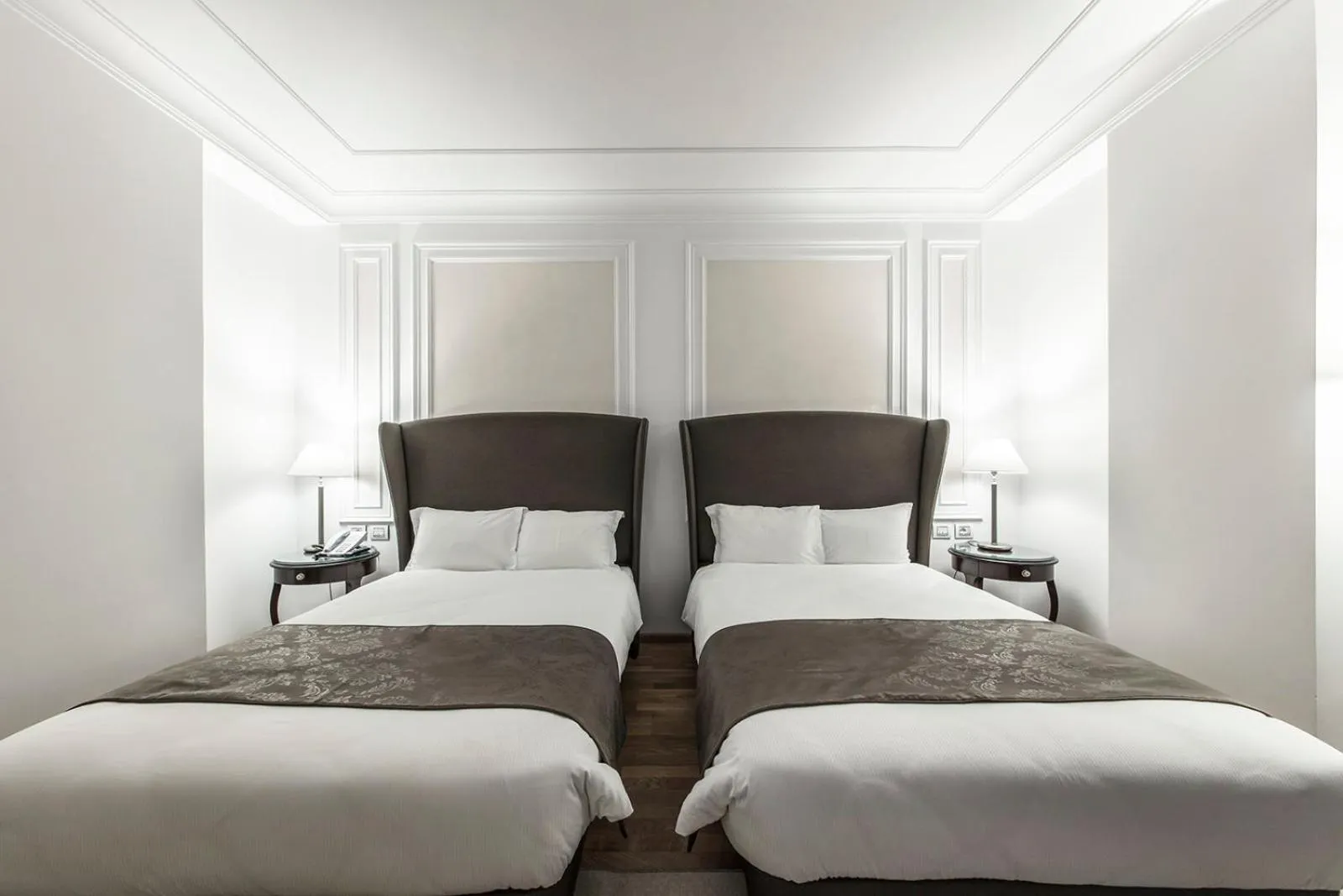 Bed in Xheko Imperial Luxury Hotel & SPA