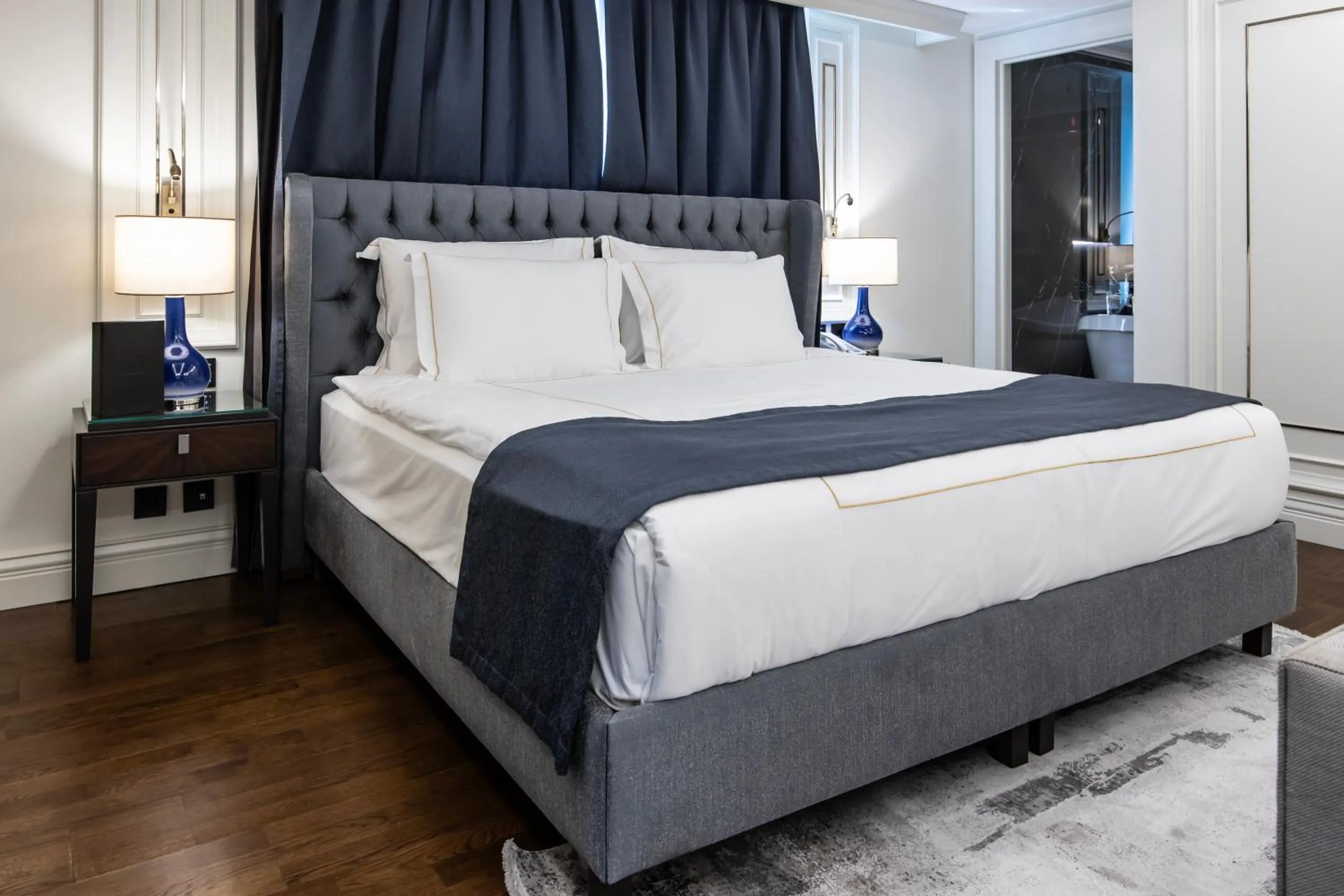 Bed in Xheko Imperial Luxury Hotel & SPA