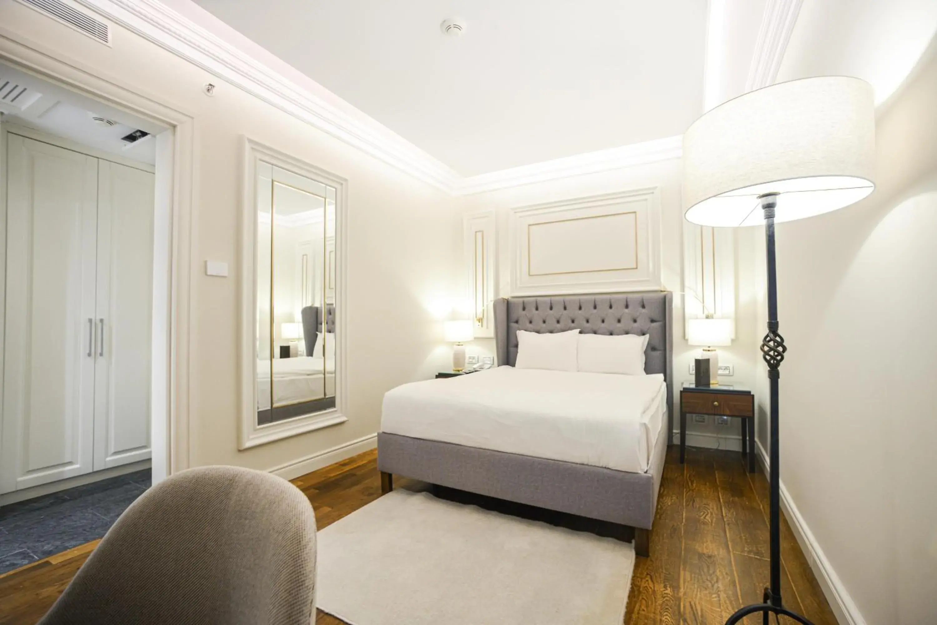 Bed in Xheko Imperial Luxury Hotel & SPA Bed in Xheko Imperial Luxury Hotel & SPA