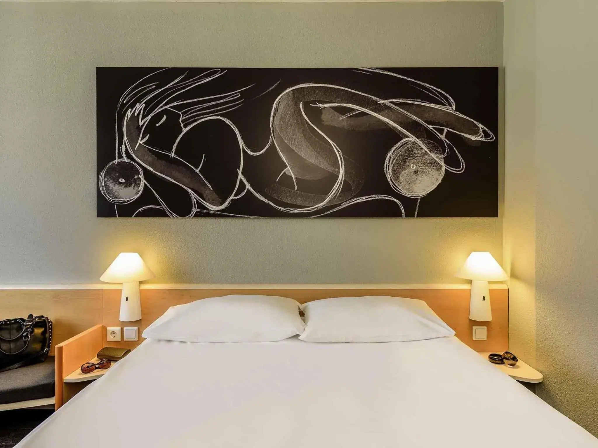 Bedroom, Bed in Hotel Ibis Bregenz Bedroom, Bed in Hotel Ibis Bregenz