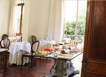 Restaurant/places to eat in Hotel Casablanca Koeler