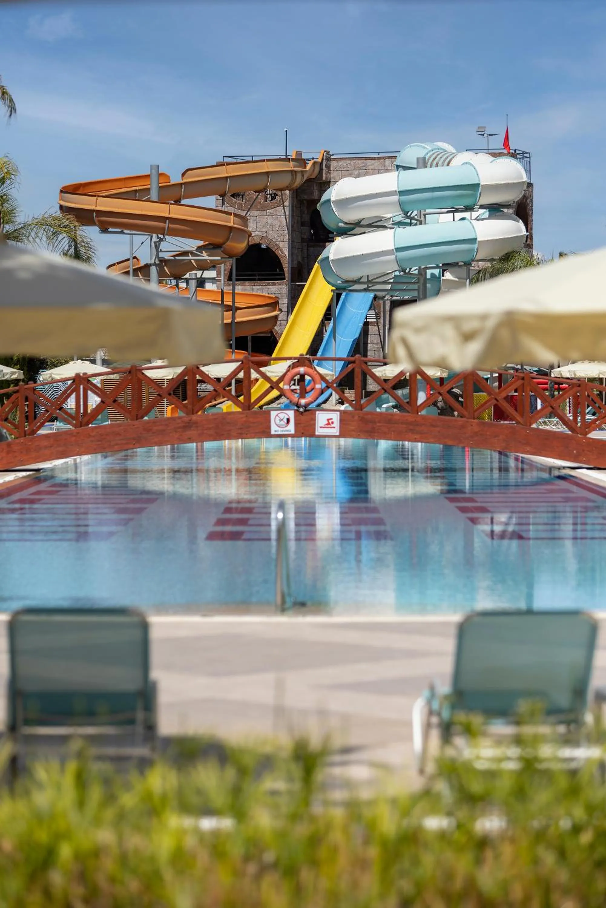 Swimming pool in Wyndham Garden Lara