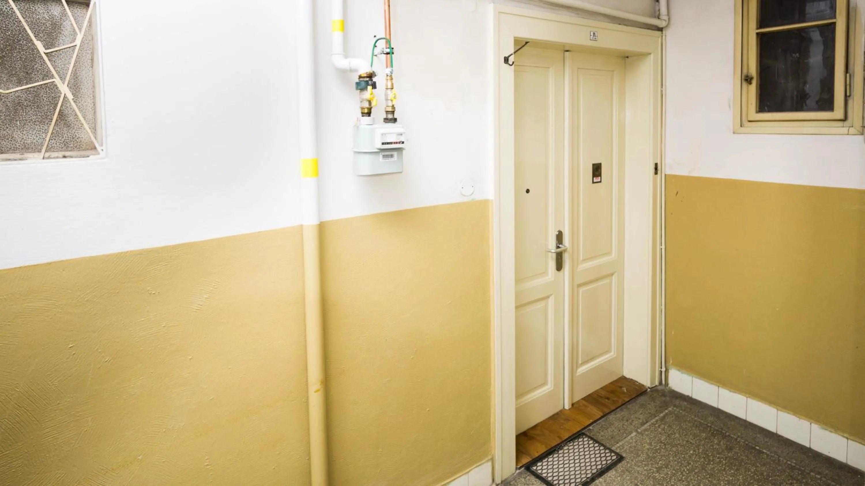 Property building in Apartment Four Year Seasons - WALKABLE TO CENTRE, METRO AND RIVERSIDE