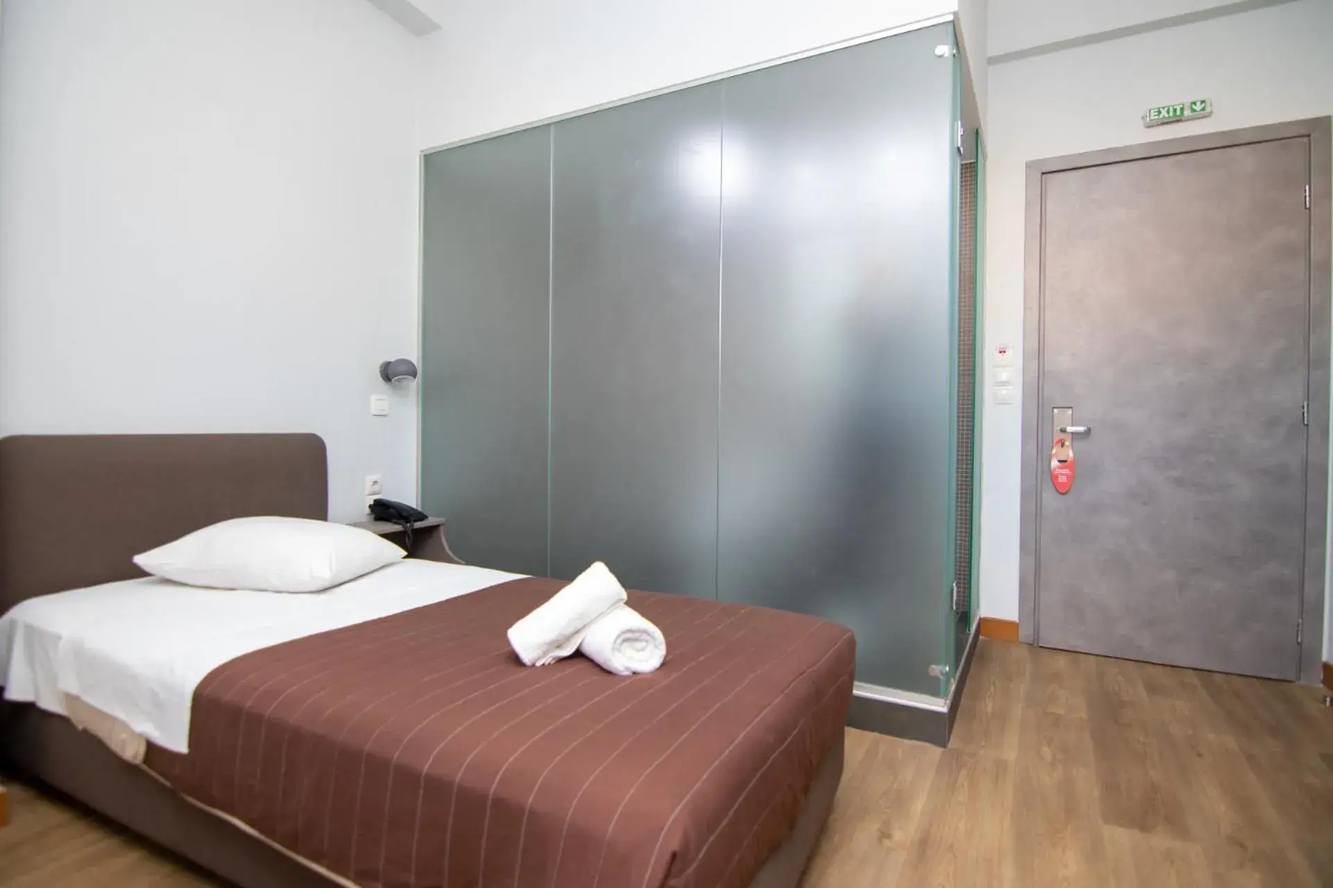 Bed in Athens Hawks Bed in Athens Hawks